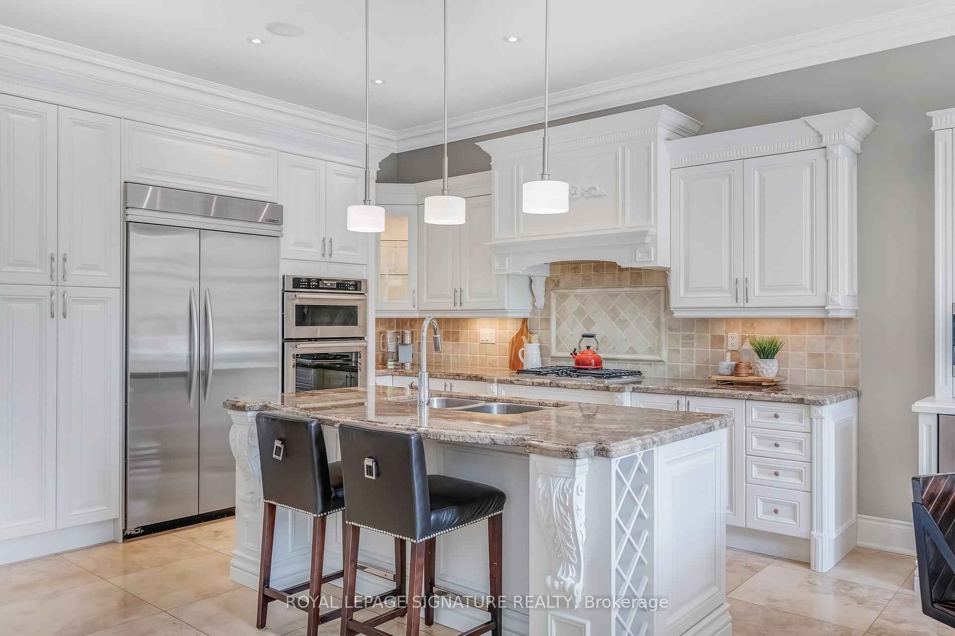 Photo 10 of 153 Falkirk Street, Toronto, Bedford Park-Nortown — HOMEH