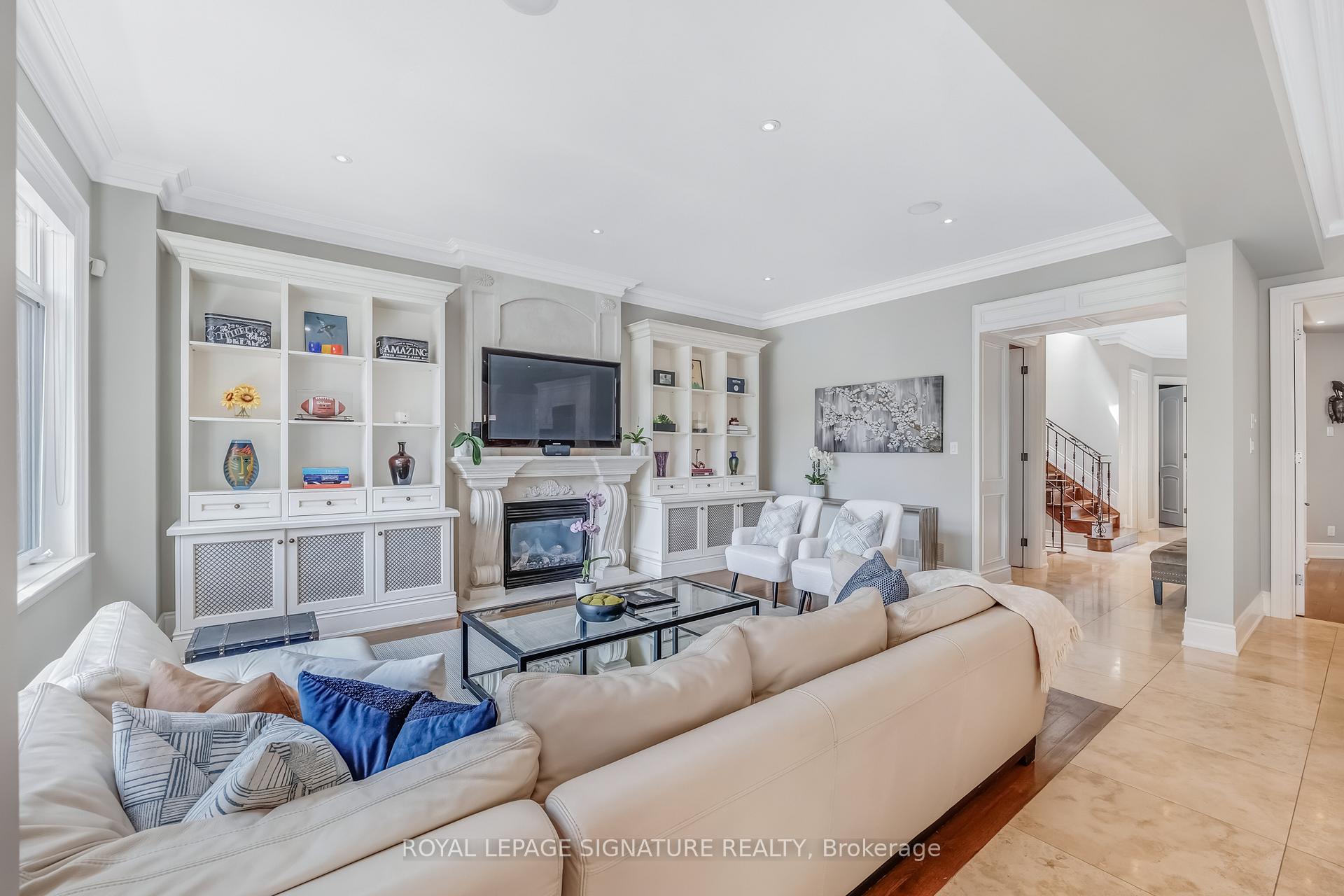 Photo 16 of 153 Falkirk Street, Toronto, Bedford Park-Nortown — HOMEH
