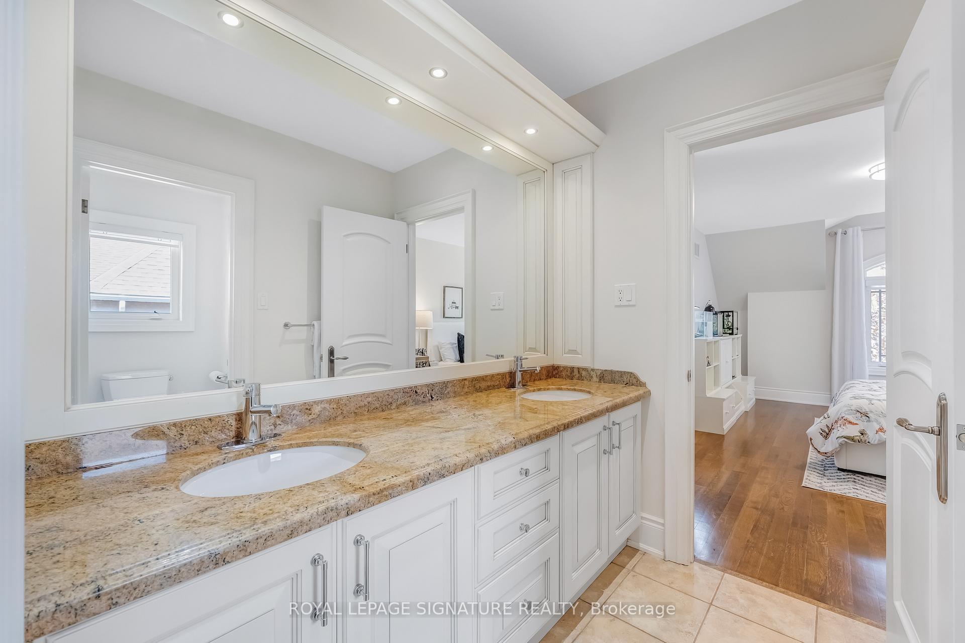 Photo 29 of 153 Falkirk Street, Toronto, Bedford Park-Nortown — HOMEH