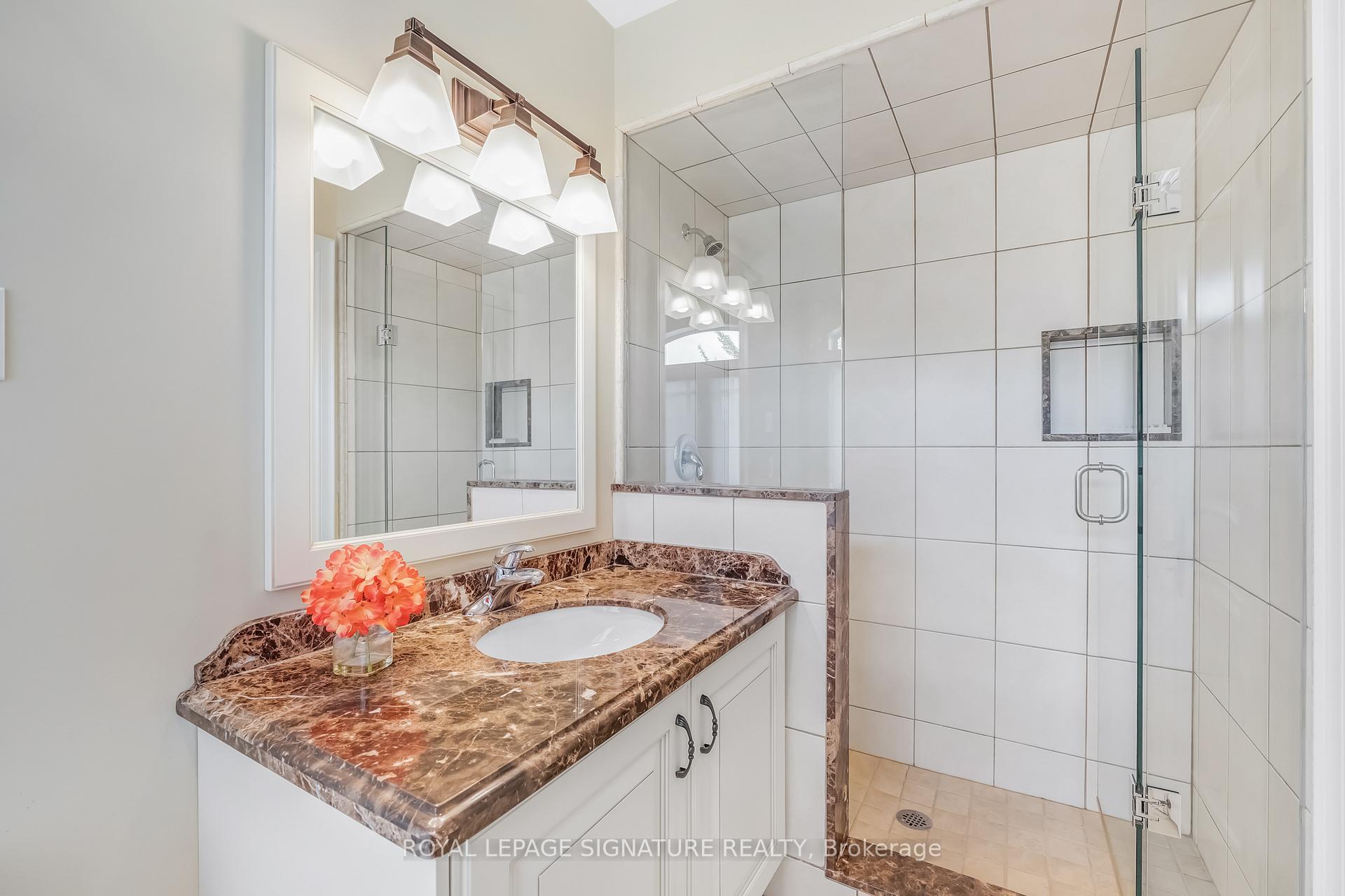 Photo 35 of 153 Falkirk Street, Toronto, Bedford Park-Nortown — HOMEH
