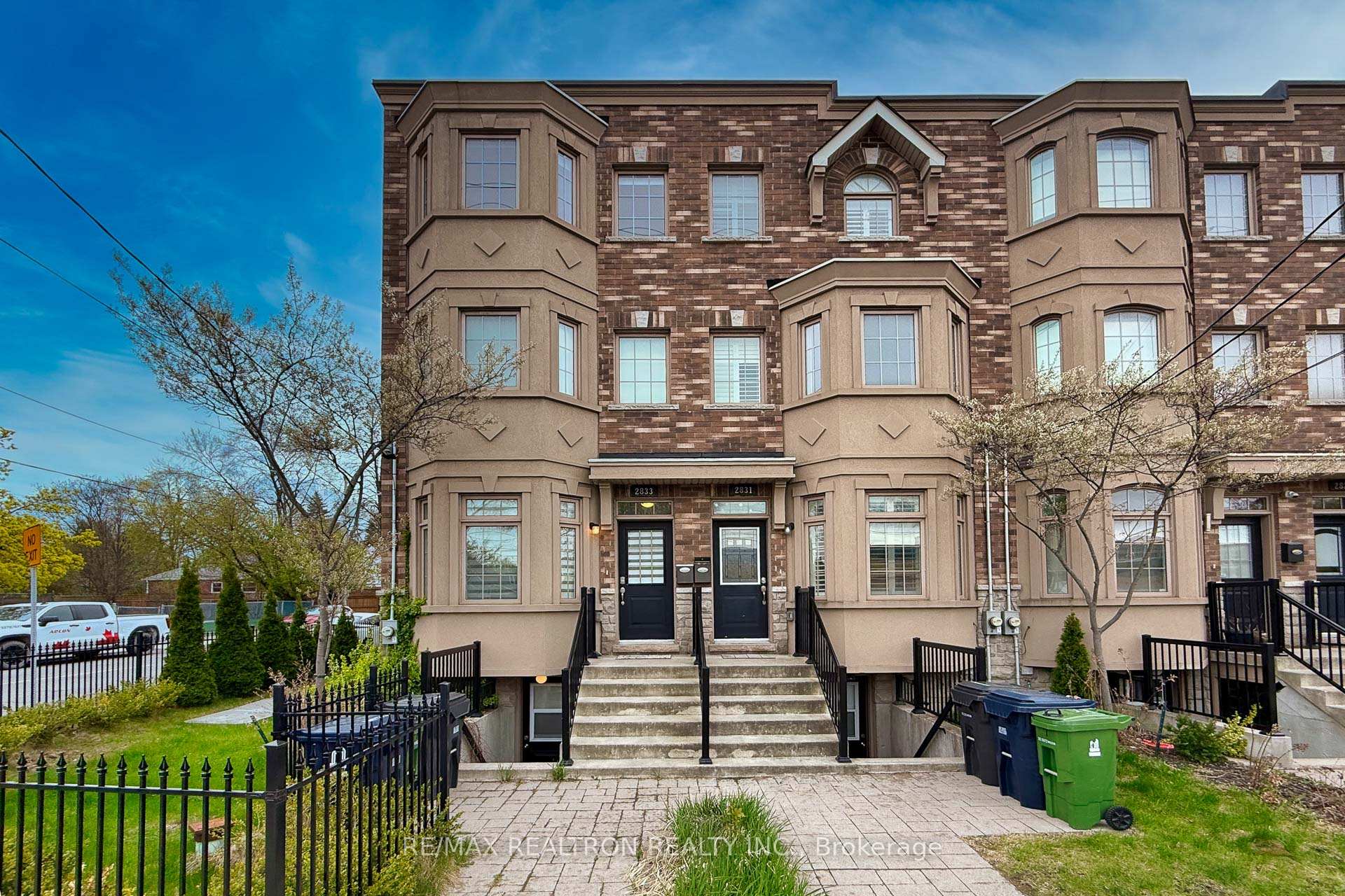 Photo 1 of 2833 St. Clair Avenue E, Toronto, O'Connor-Parkview — HOMEH