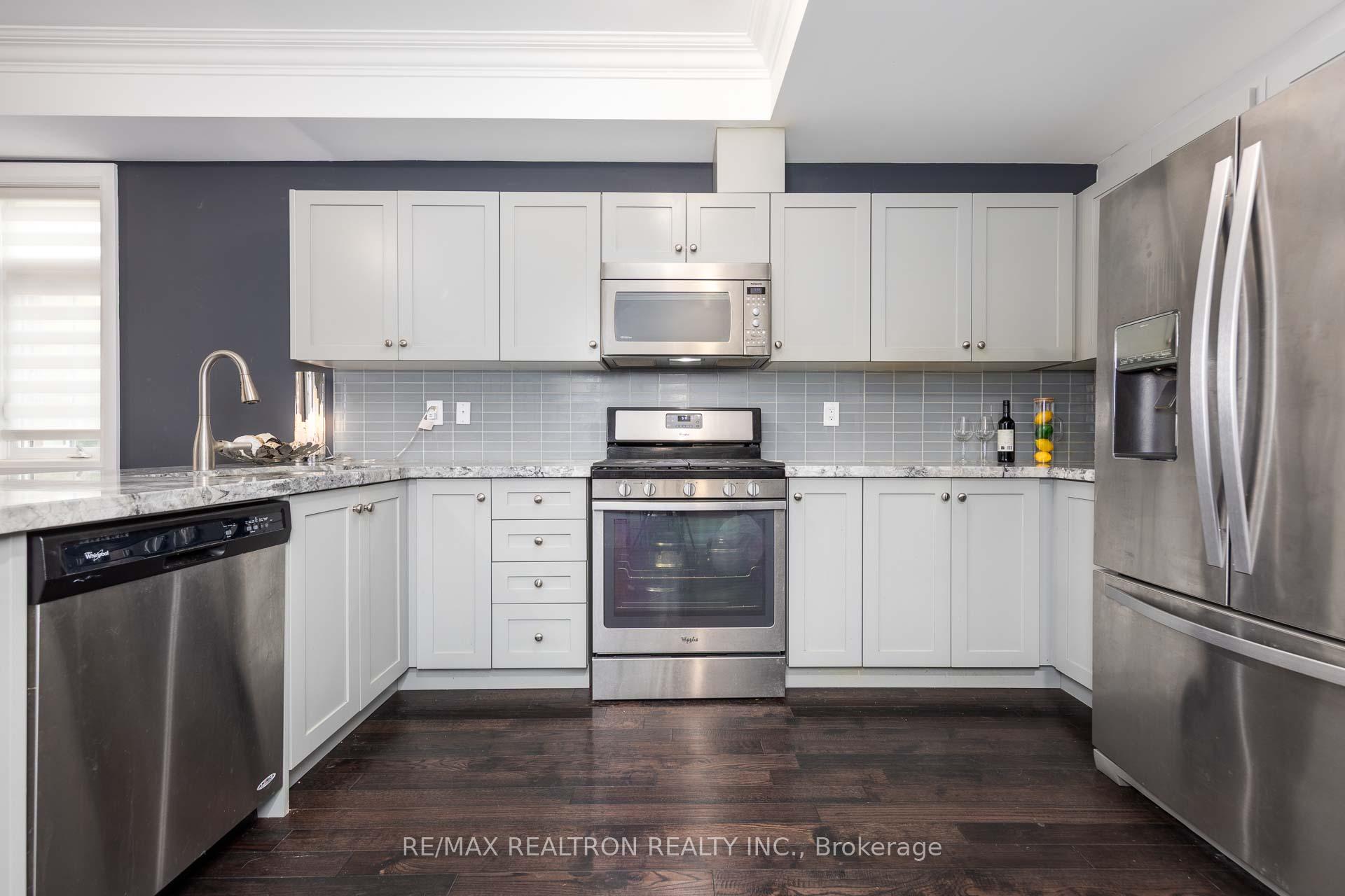 Photo 9 of 2833 St. Clair Avenue E, Toronto, O'Connor-Parkview — HOMEH