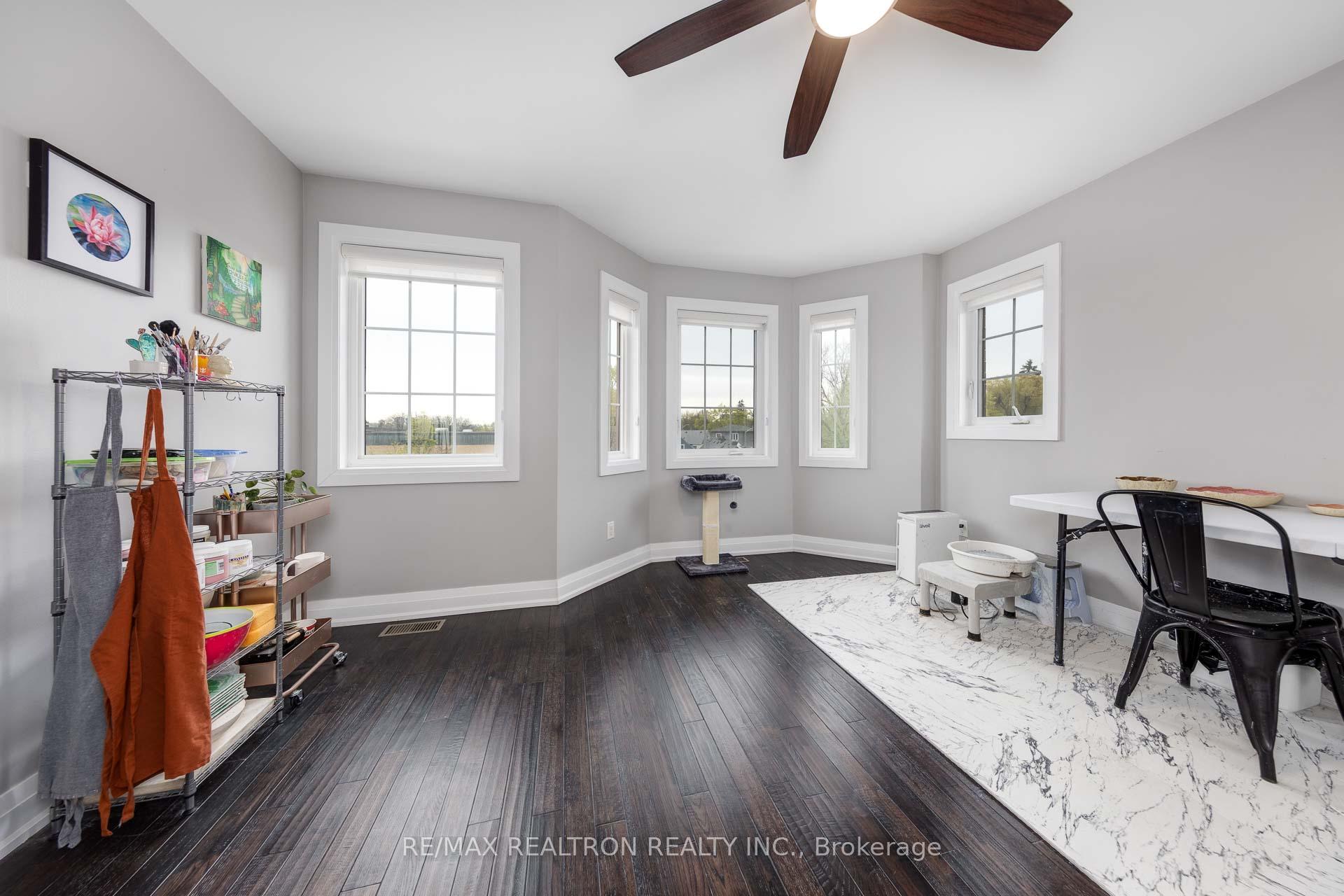 Photo 17 of 2833 St. Clair Avenue E, Toronto, O'Connor-Parkview — HOMEH