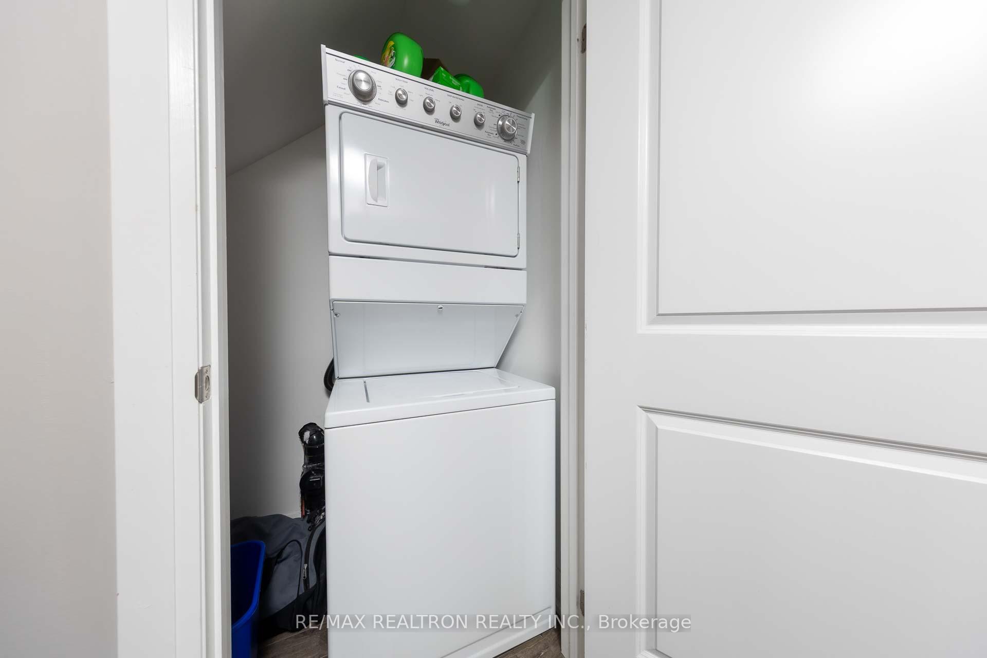 Photo 24 of 2833 St. Clair Avenue E, Toronto, O'Connor-Parkview — HOMEH