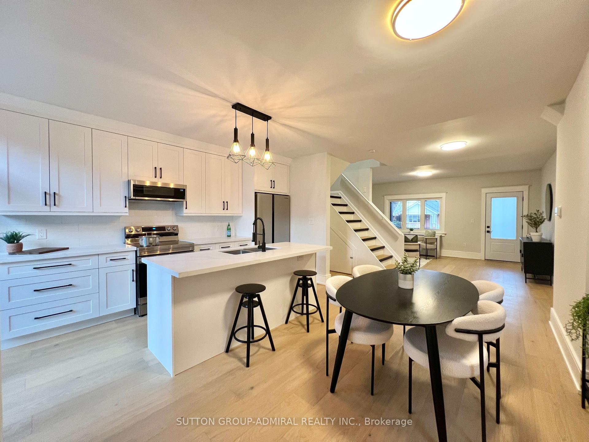 Photo 3 of 200 Bingham Avenue, Toronto, East End-Danforth — HOMEH