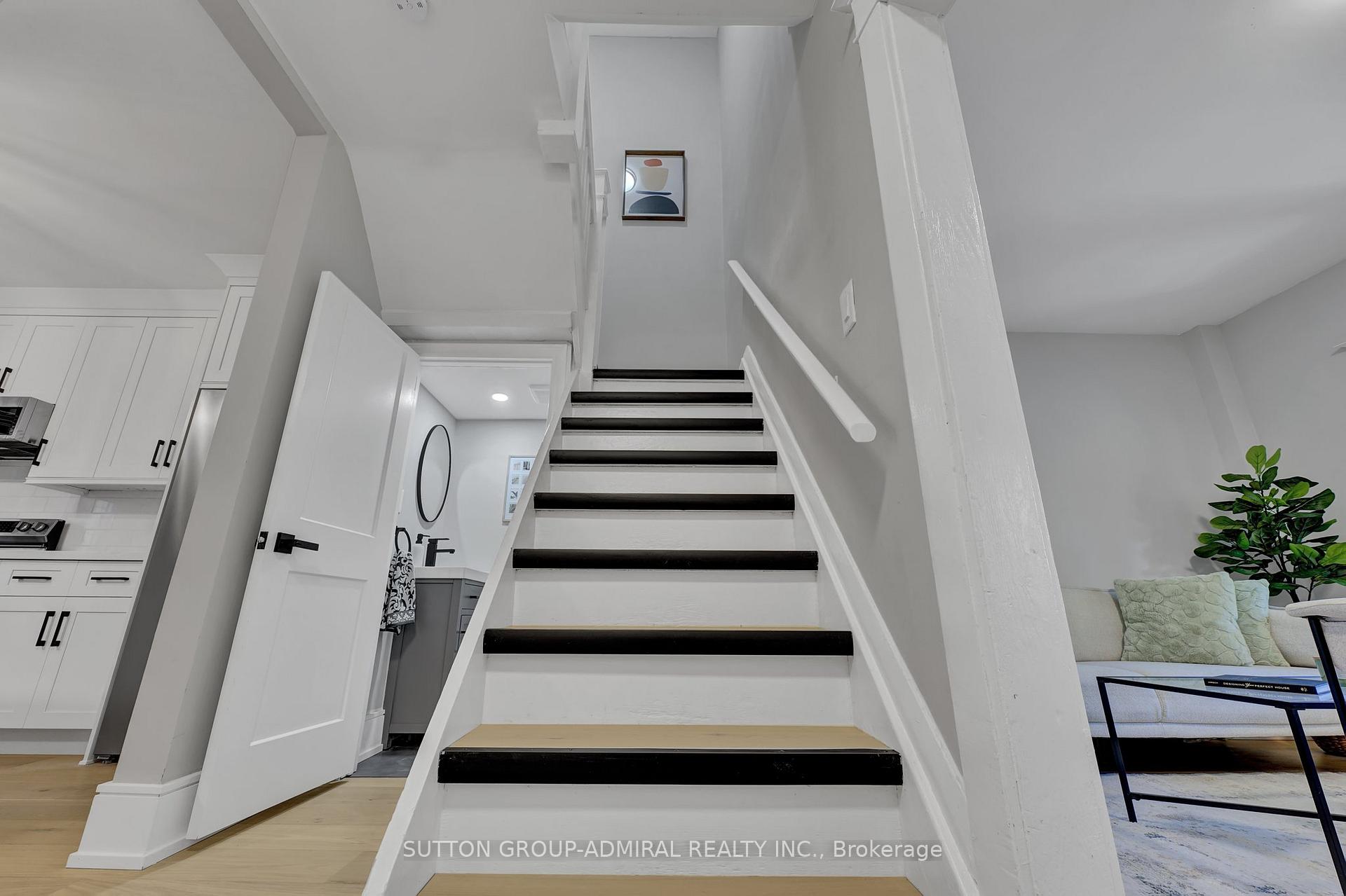 Photo 12 of 200 Bingham Avenue, Toronto, East End-Danforth — HOMEH