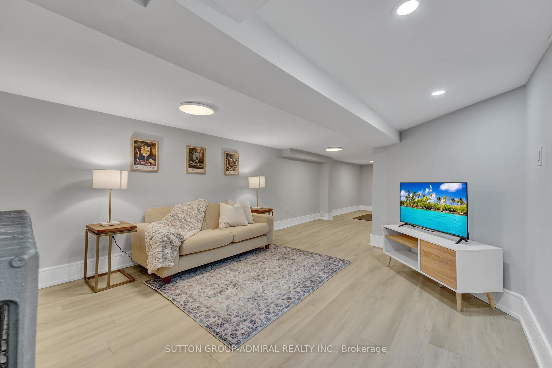 Photo 15 of 200 Bingham Avenue, Toronto, East End-Danforth — HOMEH