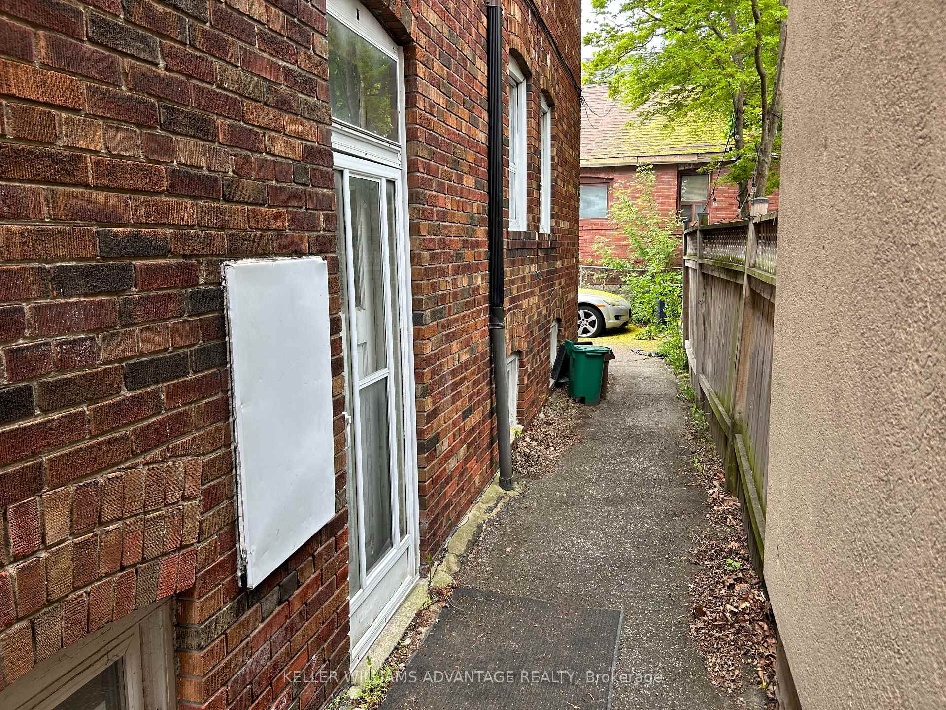Photo 9 of Unit Lower, 350 Sammon Avenue, Toronto, Danforth Village-East York — HOMEH