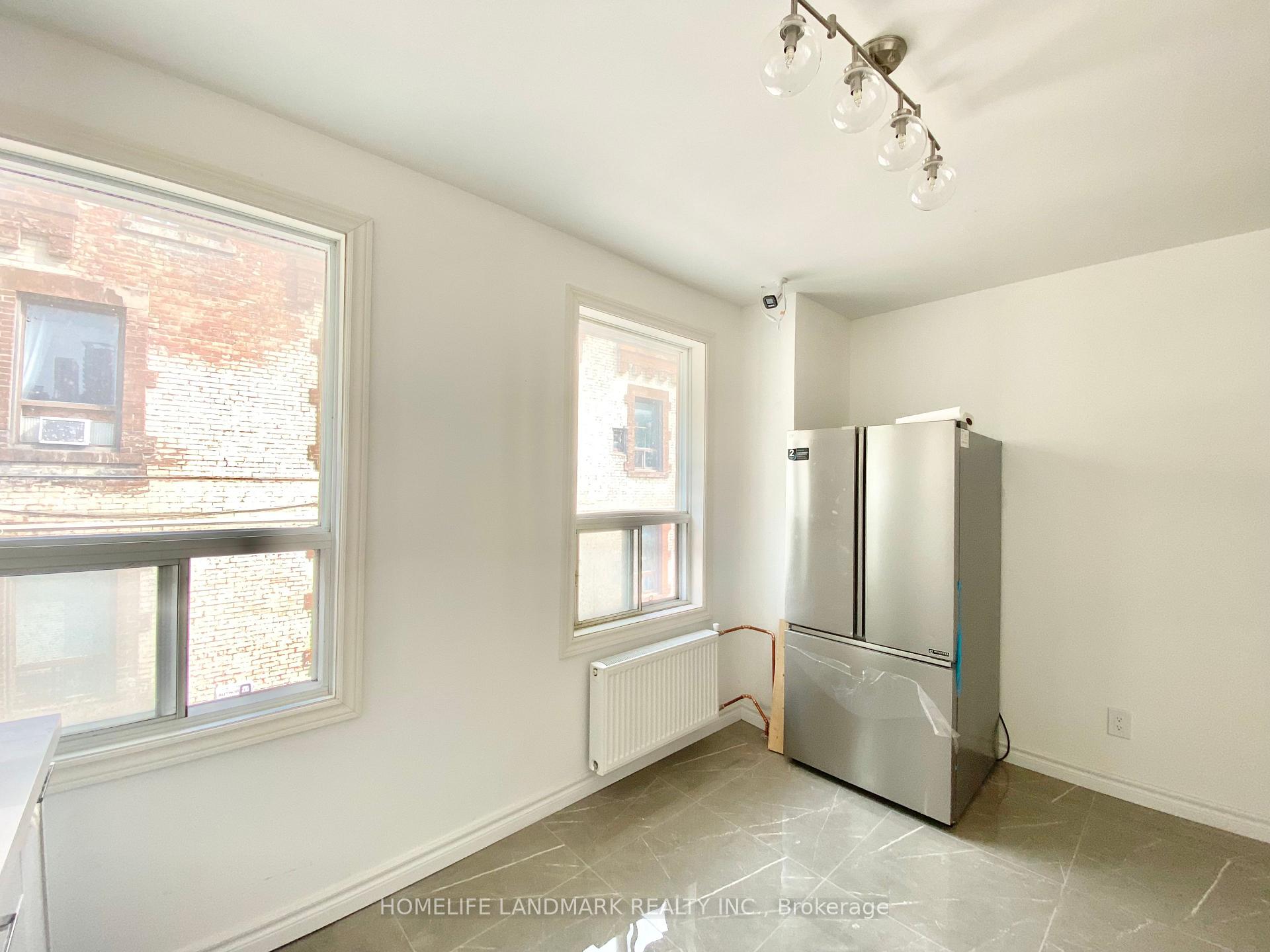 Photo 5 of Unit 201, 18 Gifford Street, Toronto, Cabbagetown-South St. James Town — HOMEH