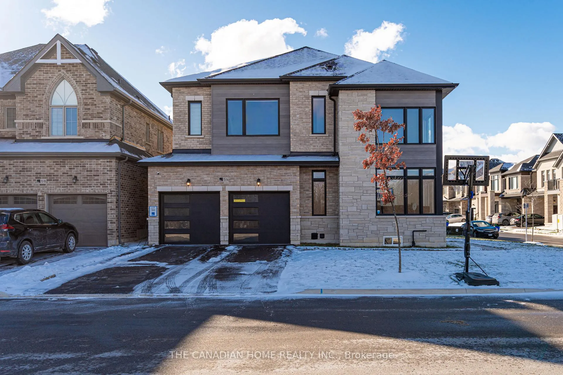 Front of 1514 Wellwood Terrace