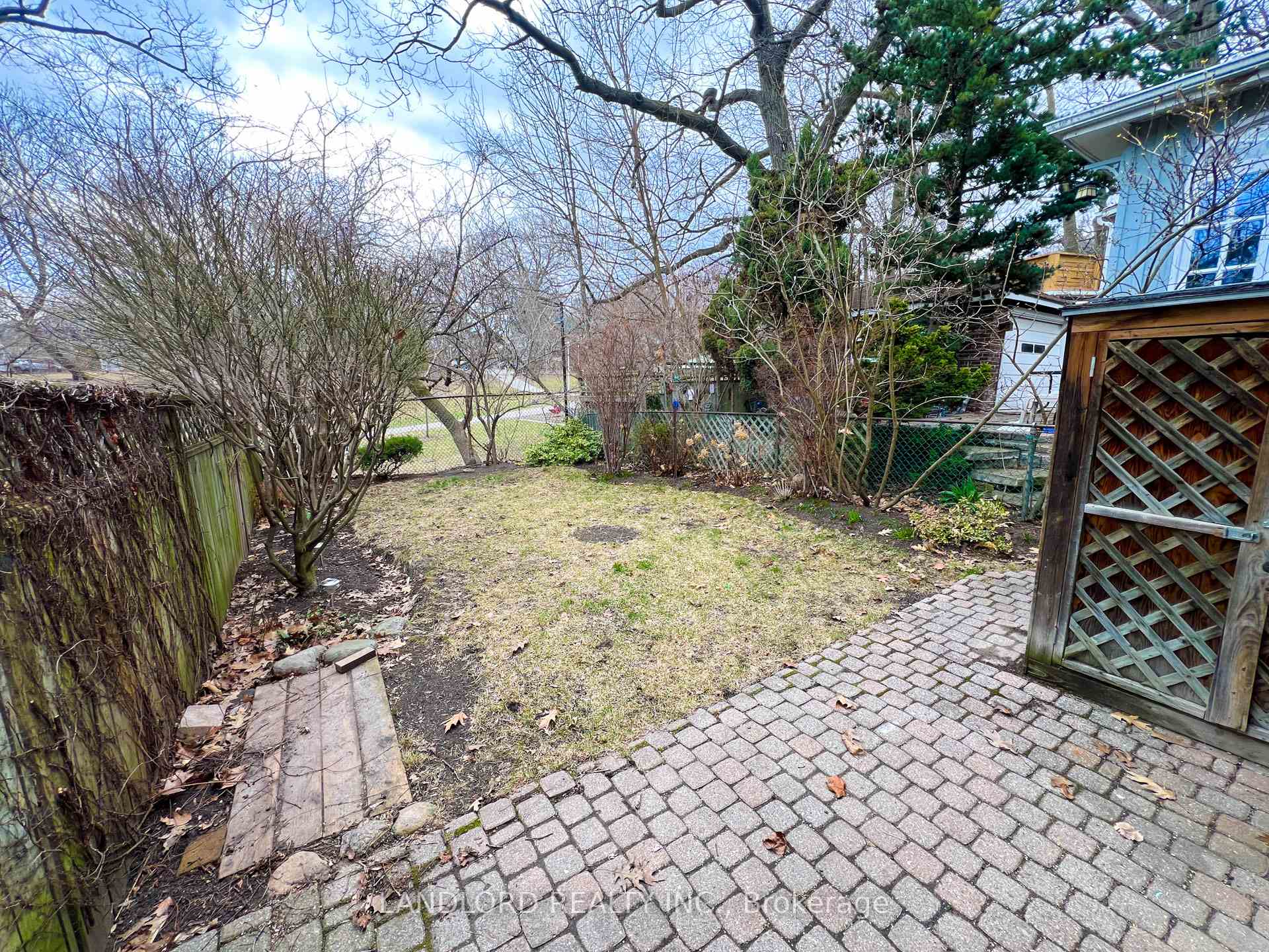 Photo 22 of 106 Brookside Drive, Toronto, East End-Danforth — HOMEH