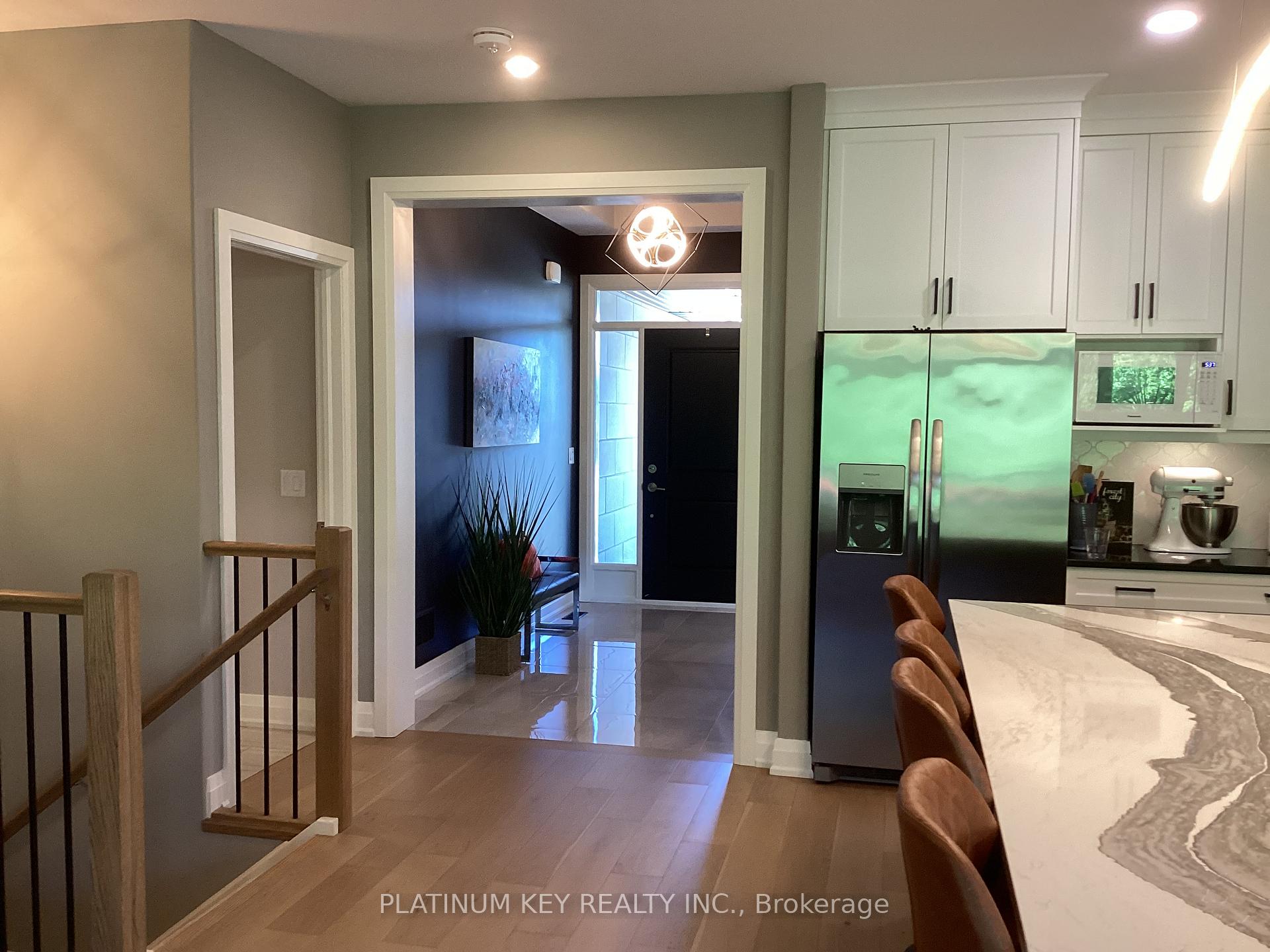 Photo 8 of 2119 Lockwood Crescent, Strathroy-Caradoc, Mount Brydges — HOMEH