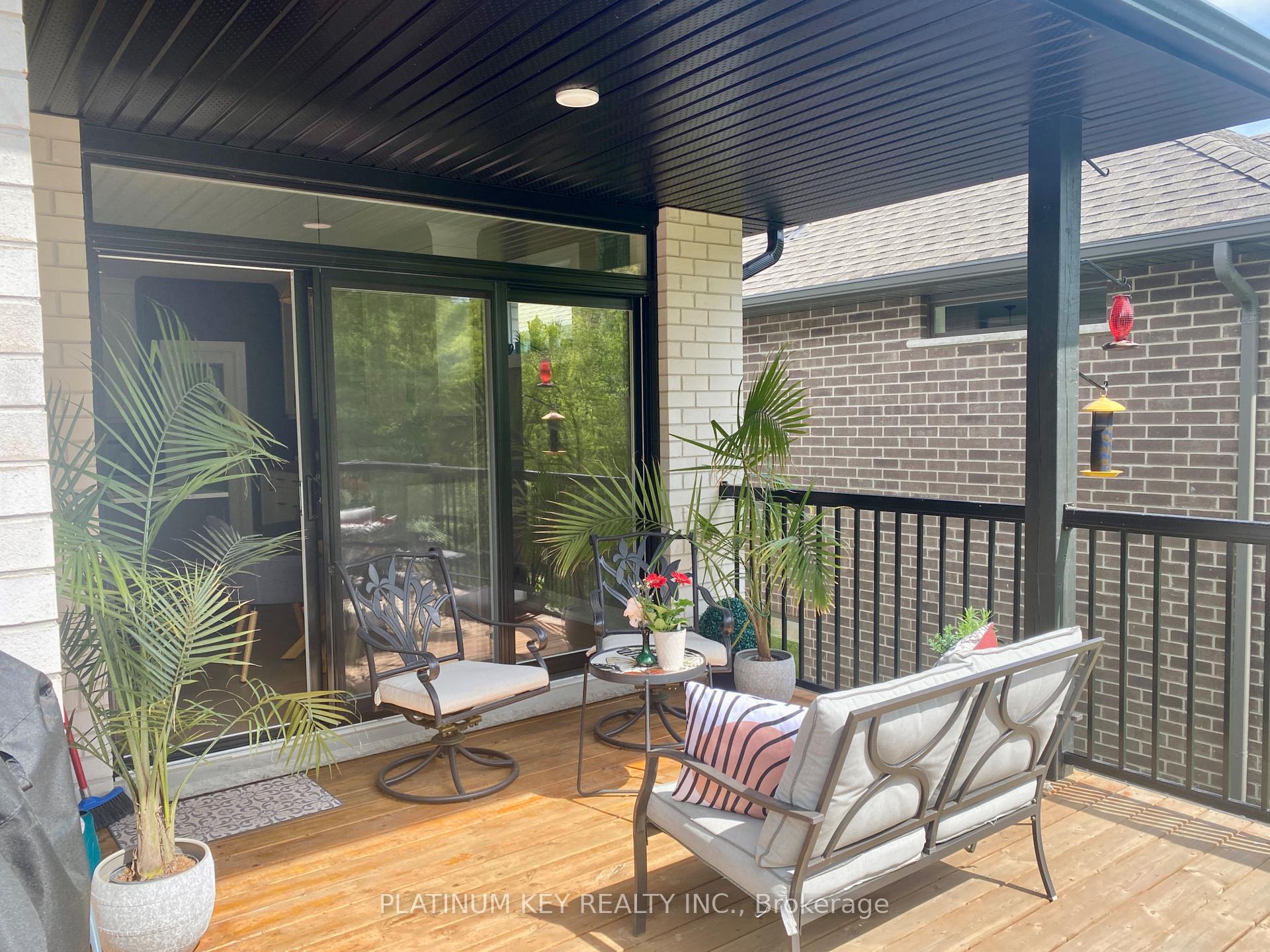 Photo 12 of 2119 Lockwood Crescent, Strathroy-Caradoc, Mount Brydges — HOMEH