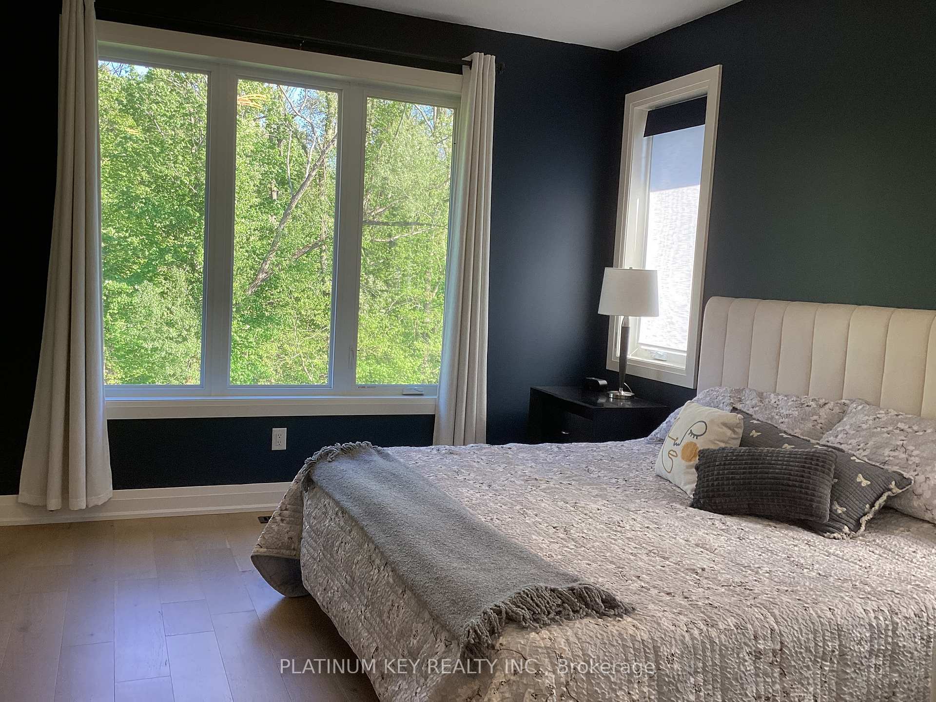 Photo 16 of 2119 Lockwood Crescent, Strathroy-Caradoc, Mount Brydges — HOMEH