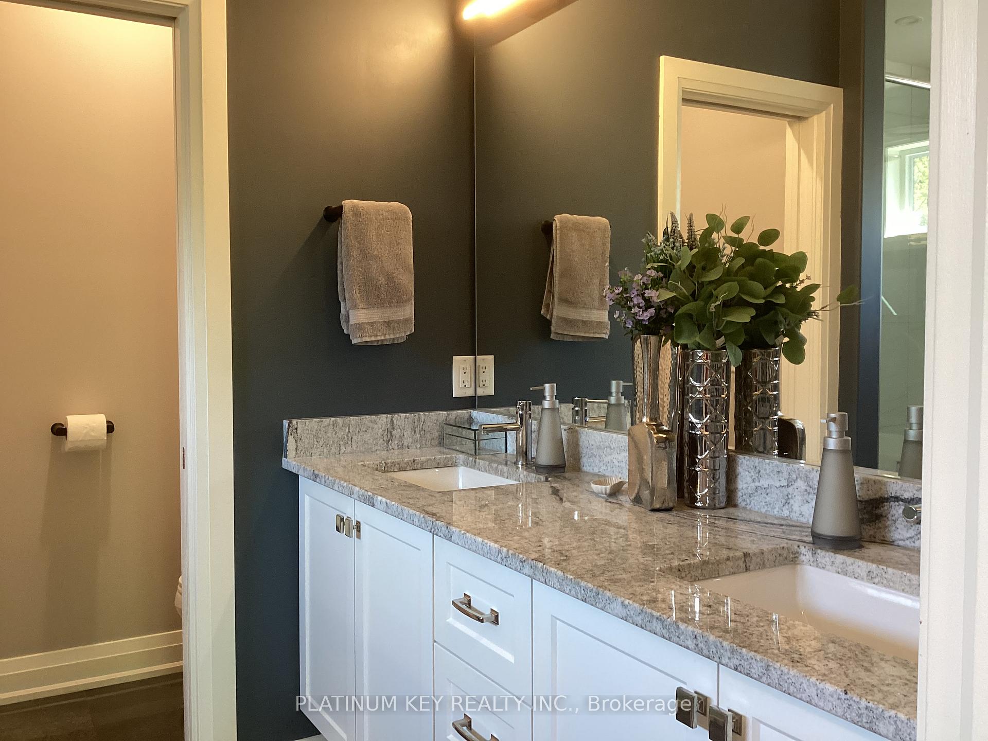 Photo 19 of 2119 Lockwood Crescent, Strathroy-Caradoc, Mount Brydges — HOMEH