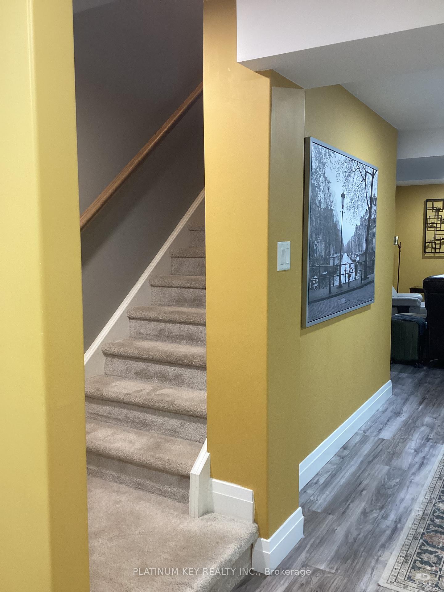 Photo 28 of 2119 Lockwood Crescent, Strathroy-Caradoc, Mount Brydges — HOMEH