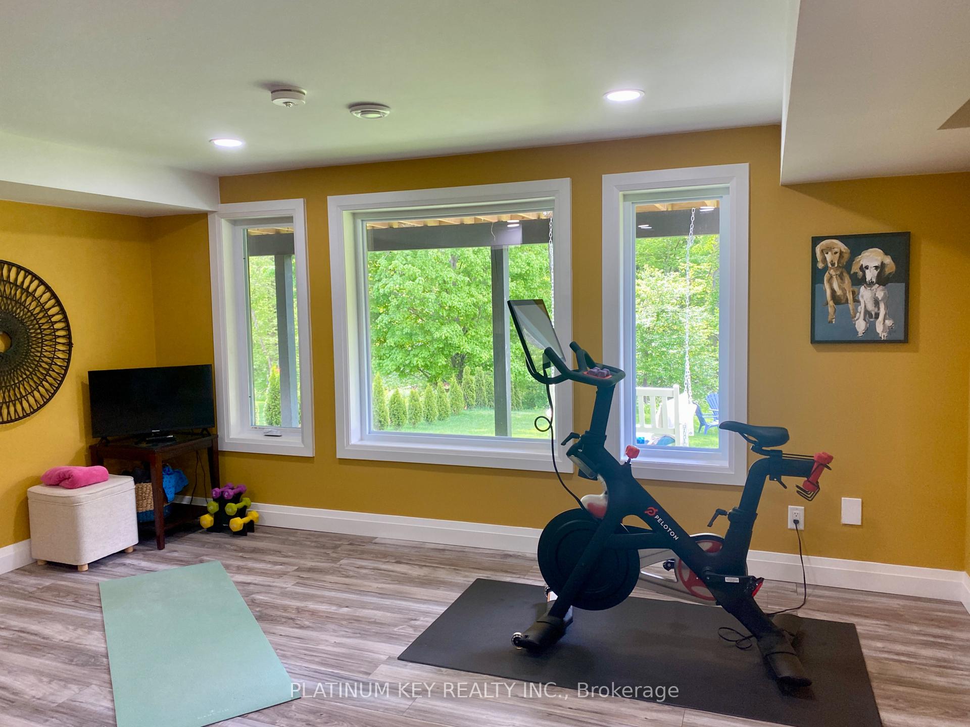 Photo 30 of 2119 Lockwood Crescent, Strathroy-Caradoc, Mount Brydges — HOMEH