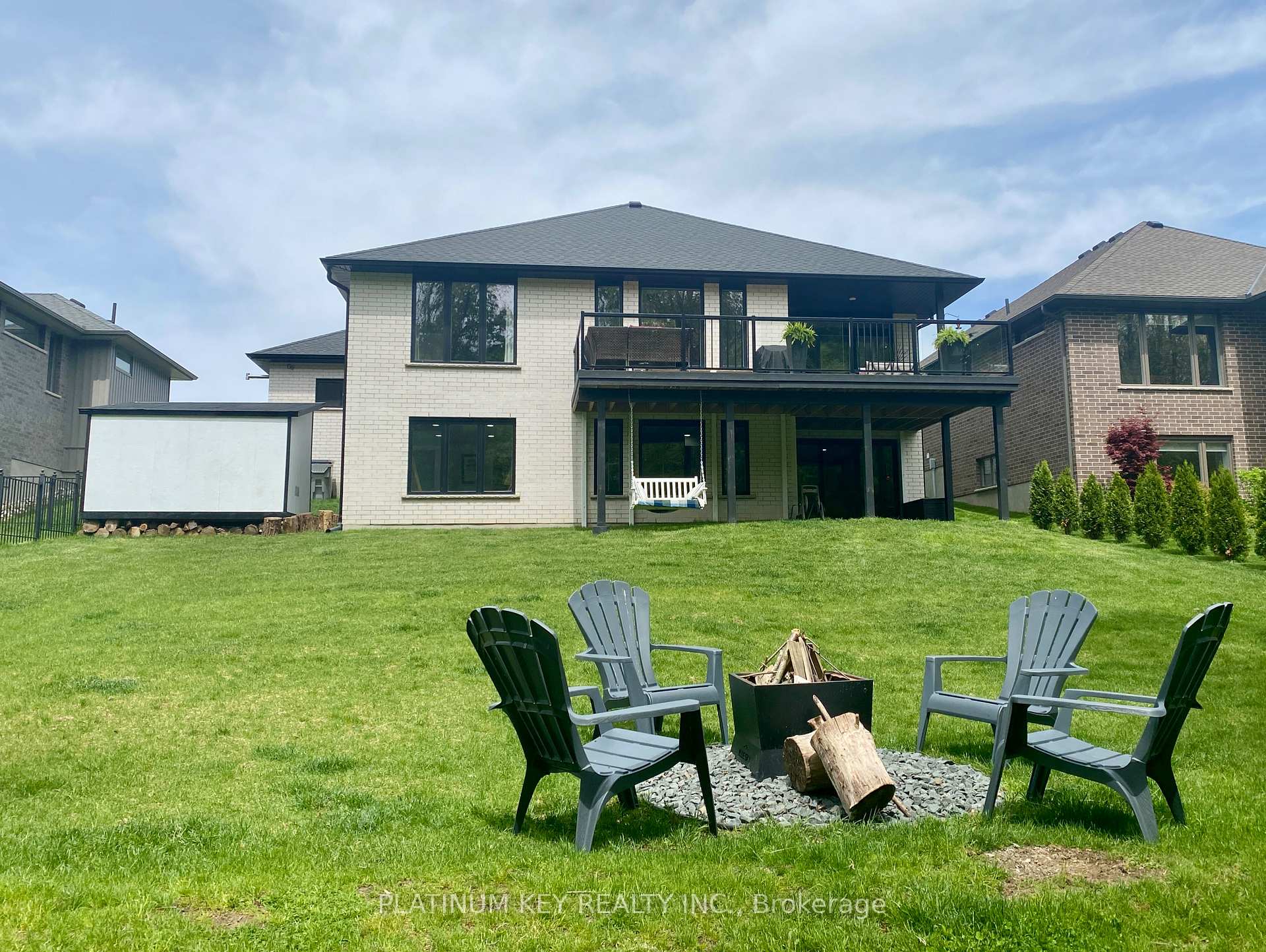 Photo 43 of 2119 Lockwood Crescent, Strathroy-Caradoc, Mount Brydges — HOMEH