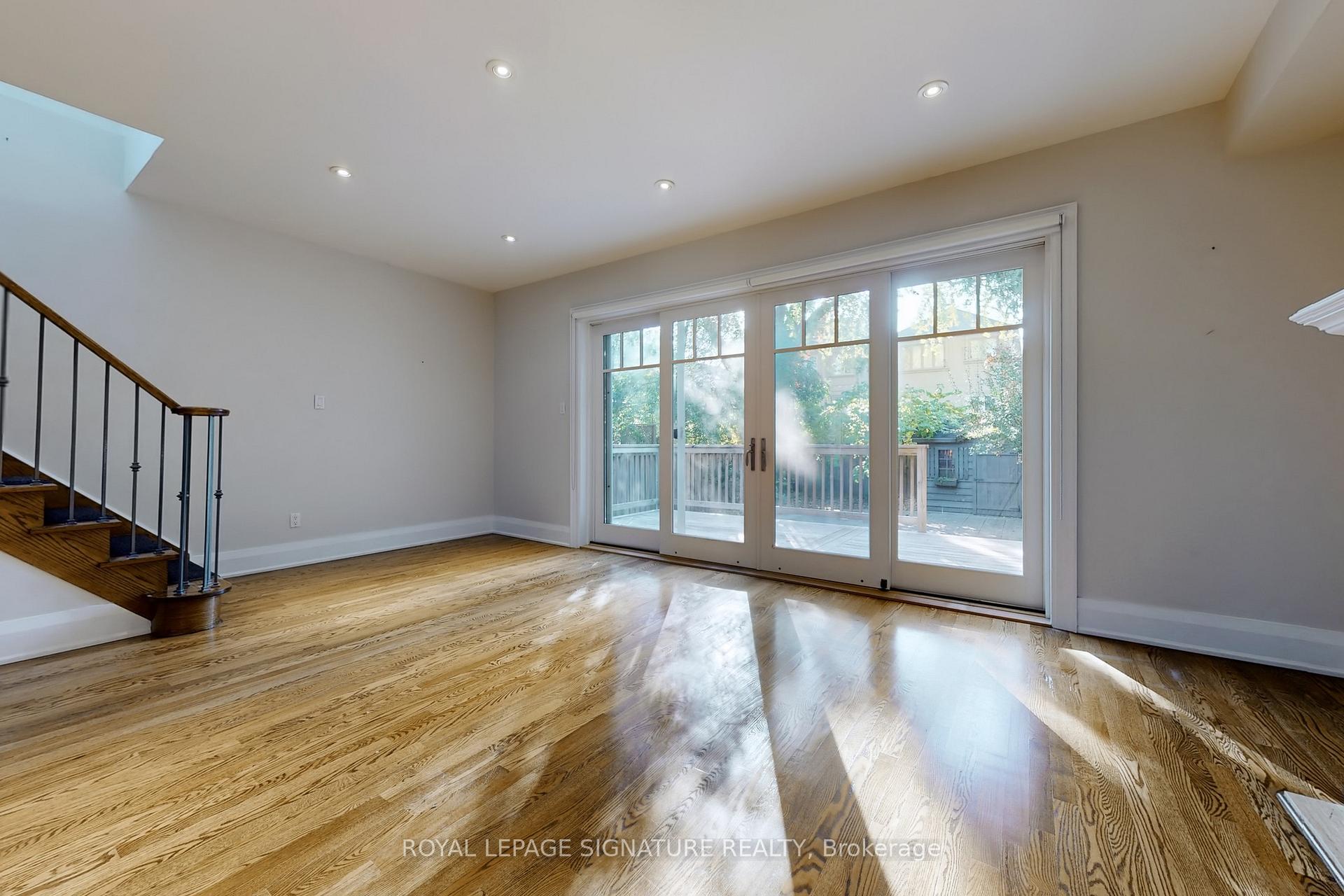 Photo 10 of 387 Old Orchard Grove, Toronto, Bedford Park-Nortown — HOMEH