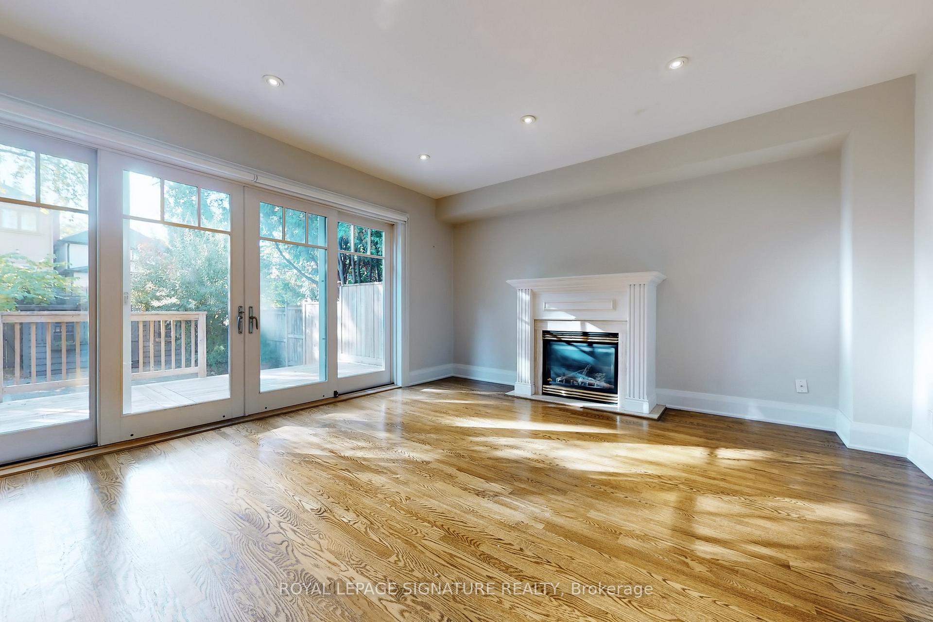 Photo 11 of 387 Old Orchard Grove, Toronto, Bedford Park-Nortown — HOMEH