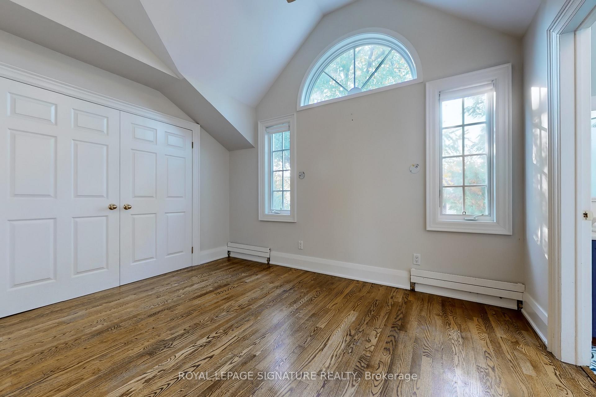 Photo 34 of 387 Old Orchard Grove, Toronto, Bedford Park-Nortown — HOMEH
