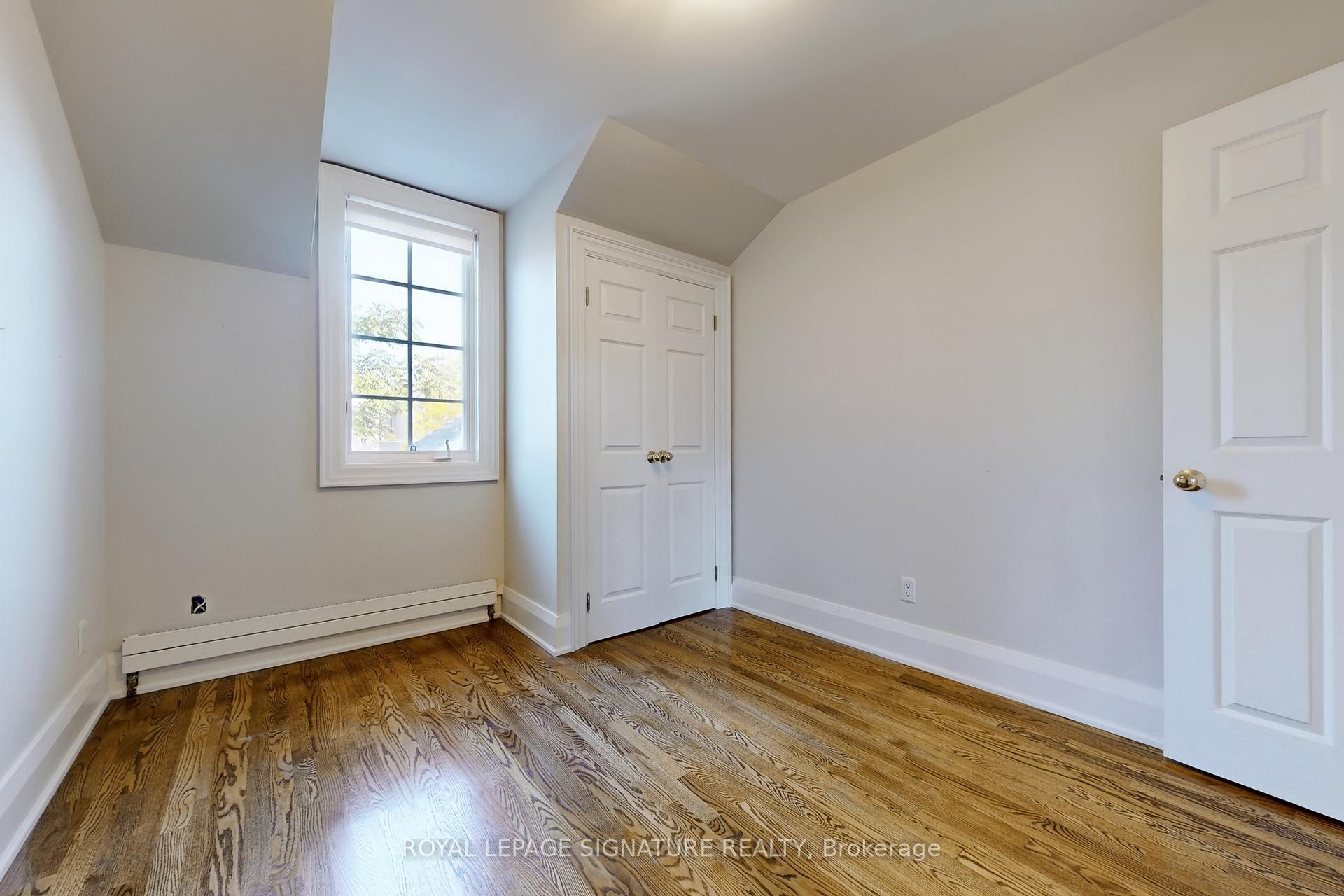 Photo 17 of 387 Old Orchard Grove, Toronto, Bedford Park-Nortown — HOMEH