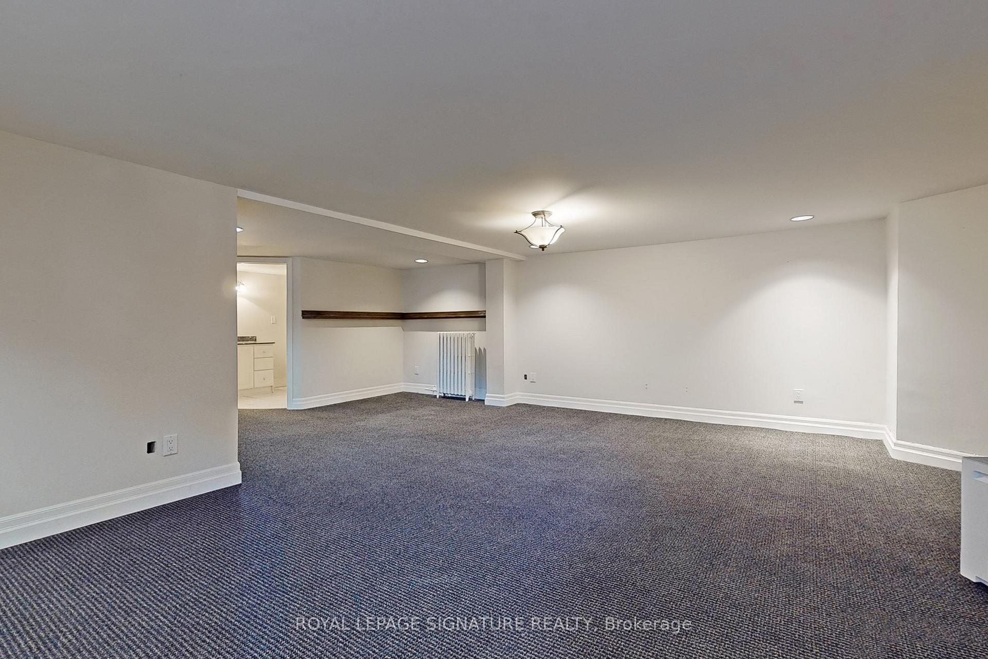 Photo 24 of 387 Old Orchard Grove, Toronto, Bedford Park-Nortown — HOMEH