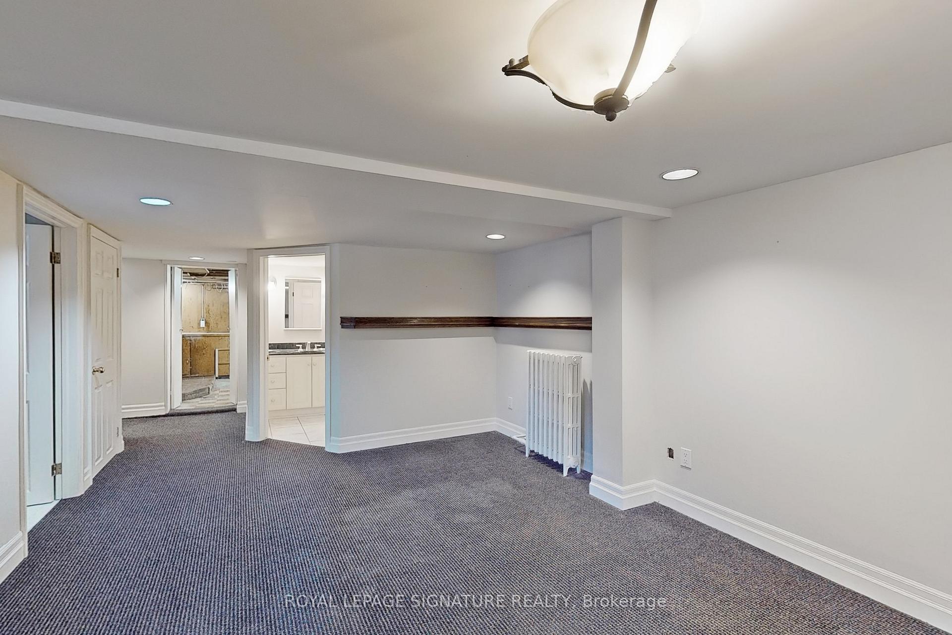 Photo 25 of 387 Old Orchard Grove, Toronto, Bedford Park-Nortown — HOMEH
