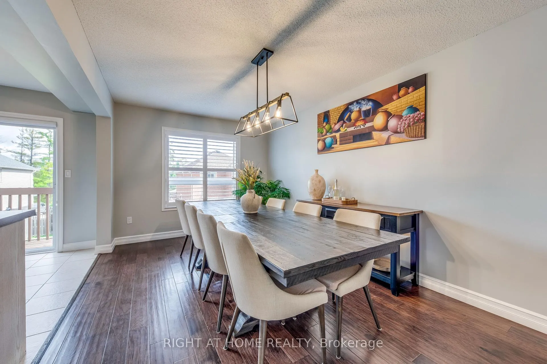 Photo 8 of 1406 Forest Street, Innisfil, Alcona — HOMEH