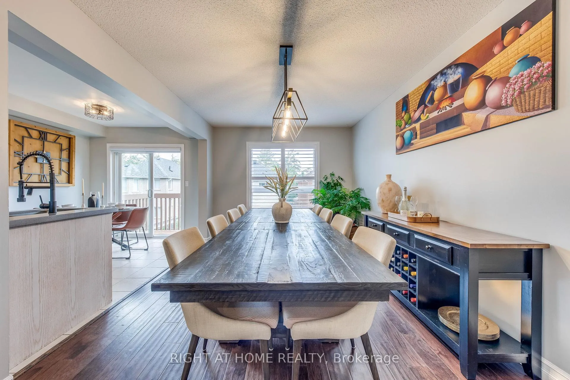 Photo 9 of 1406 Forest Street, Innisfil, Alcona — HOMEH