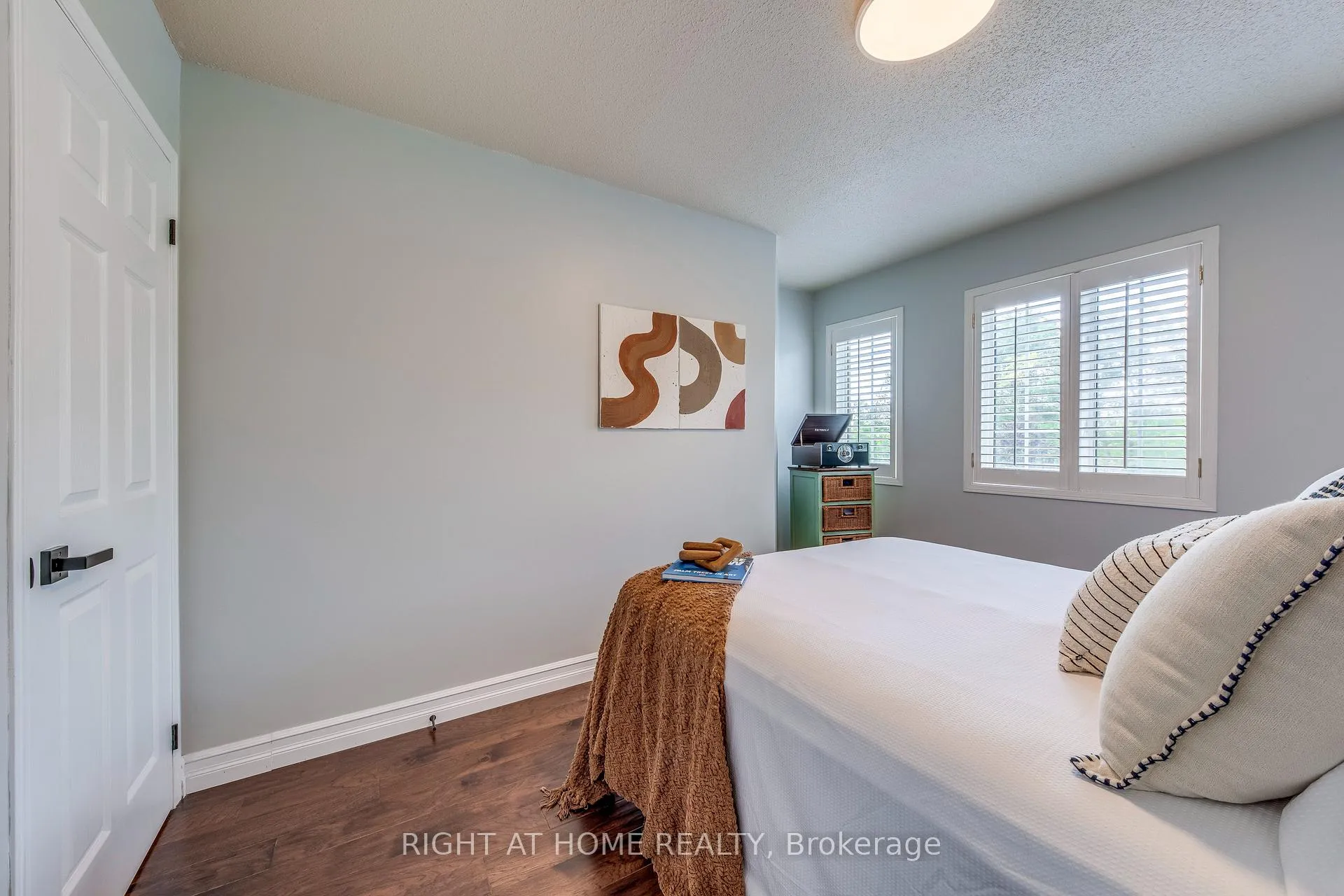 Photo 24 of 1406 Forest Street, Innisfil, Alcona — HOMEH
