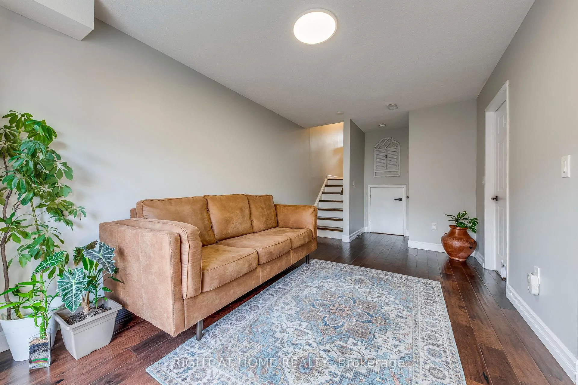 Photo 32 of 1406 Forest Street, Innisfil, Alcona — HOMEH