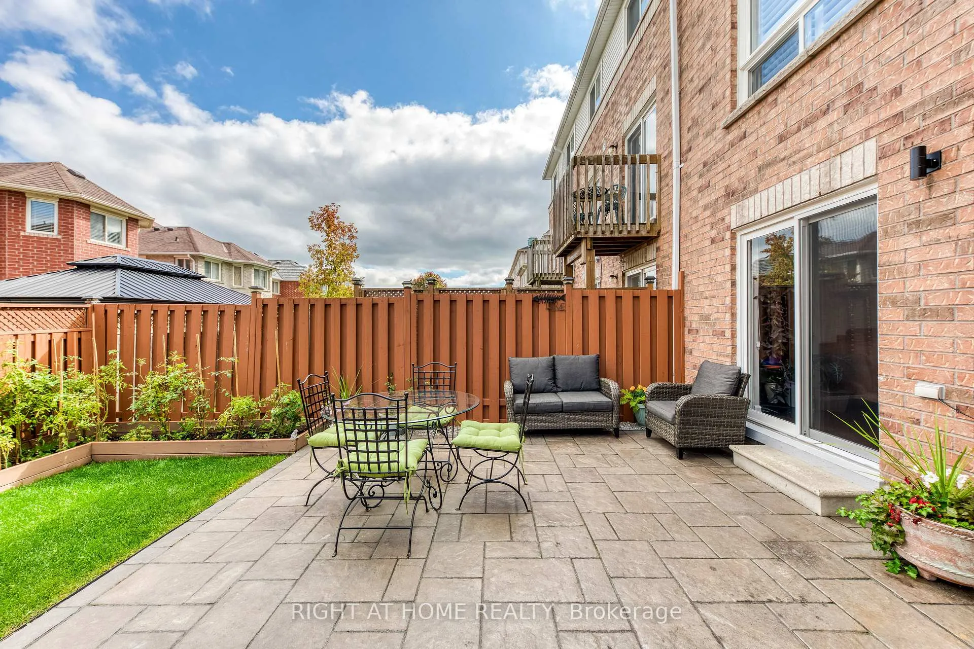 Photo 35 of 1406 Forest Street, Innisfil, Alcona — HOMEH