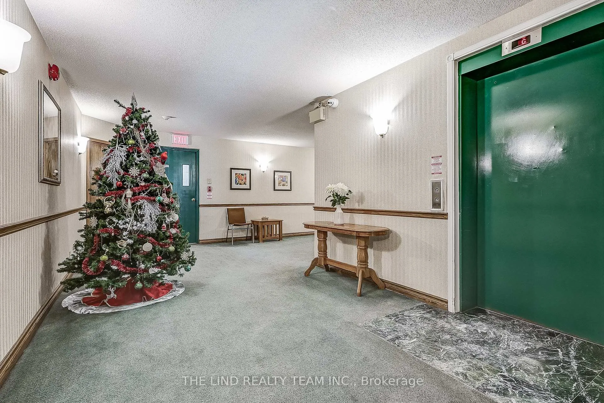 Photo 3 of Unit 301, 21 George Street, Aurora, Aurora Village — HOMEH