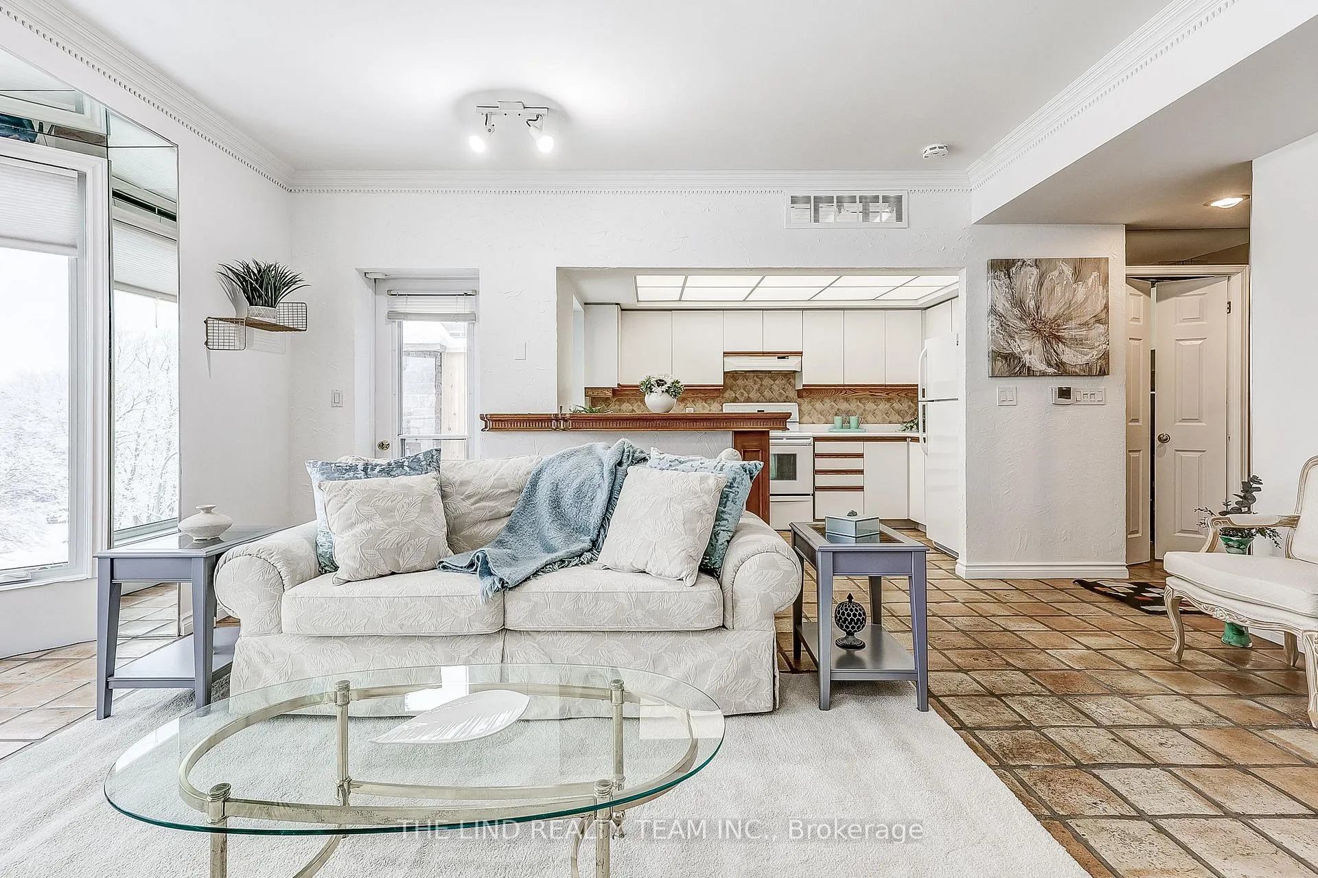 Photo 18 of Unit 301, 21 George Street, Aurora, Aurora Village — HOMEH
