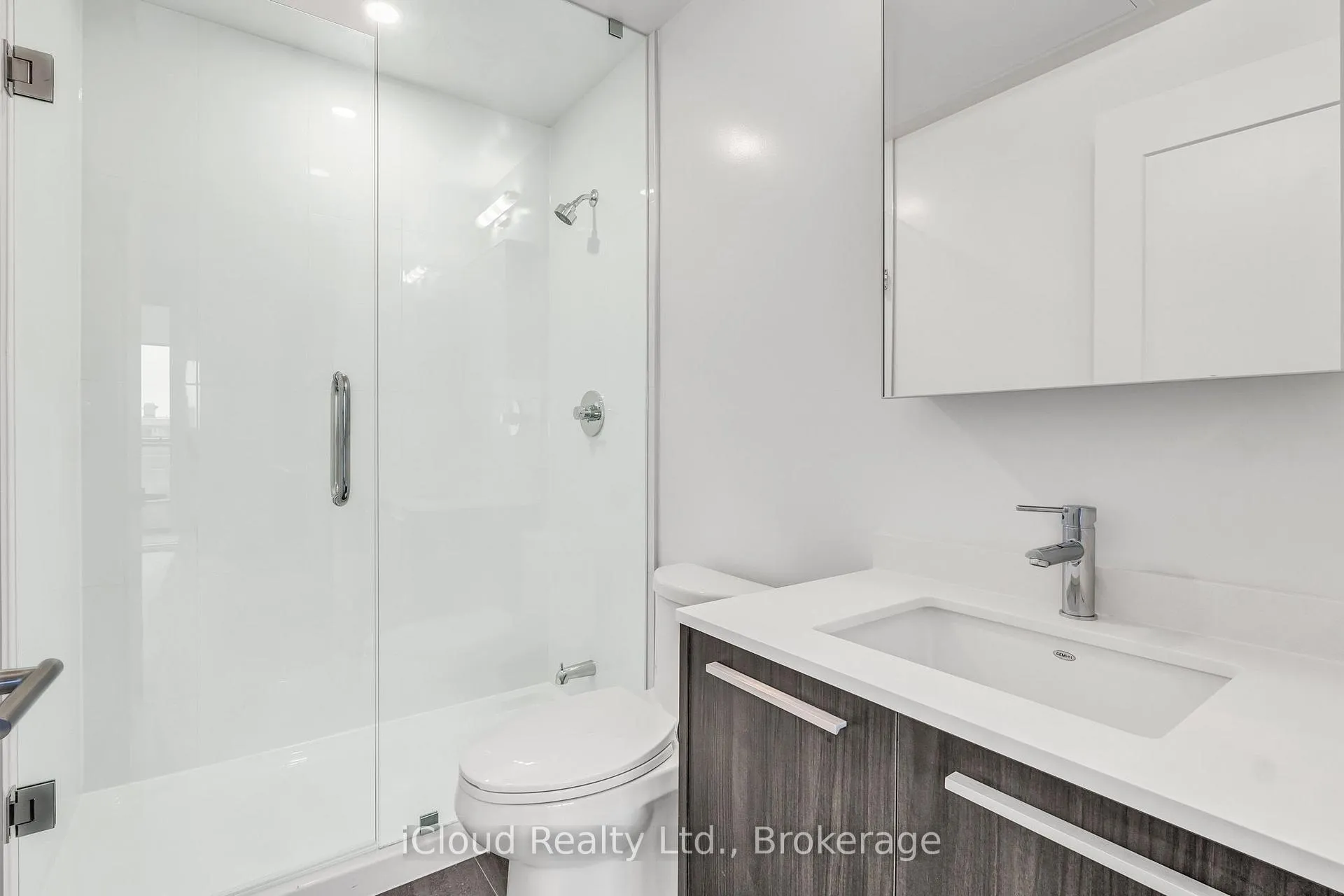 Photo 11 of Unit 1305, 65 Broadway Avenue, Toronto, Mount Pleasant West — HOMEH
