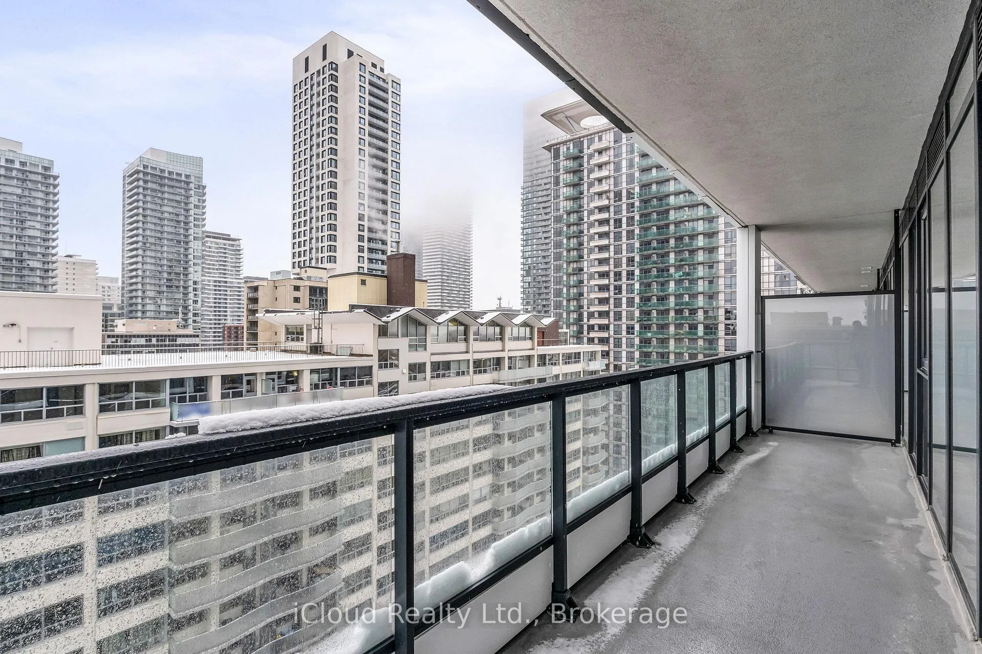 Photo 15 of Unit 1305, 65 Broadway Avenue, Toronto, Mount Pleasant West — HOMEH