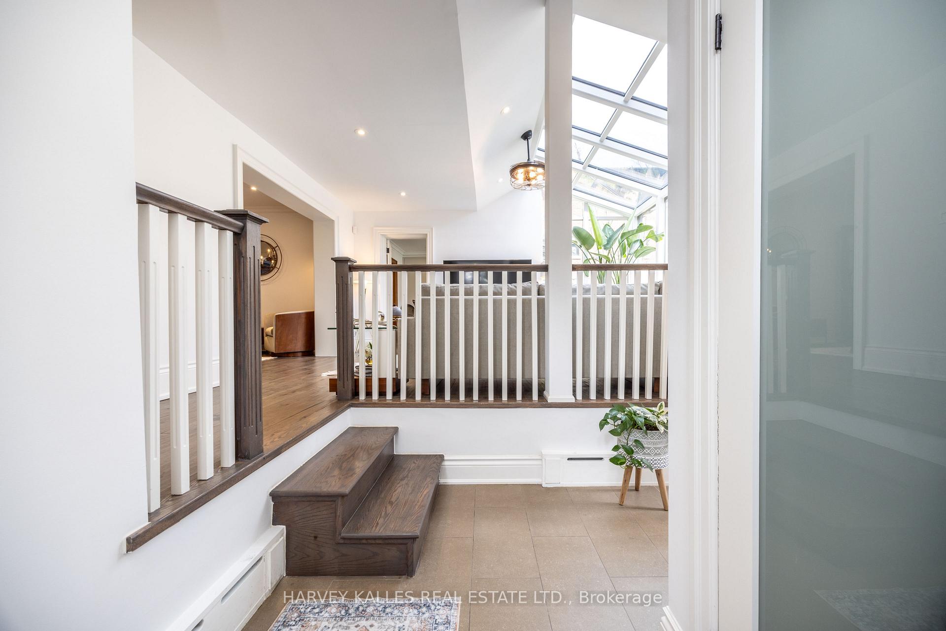 Photo 20 of 199 Alexandra Boulevard, Toronto, Lawrence Park South — HOMEH