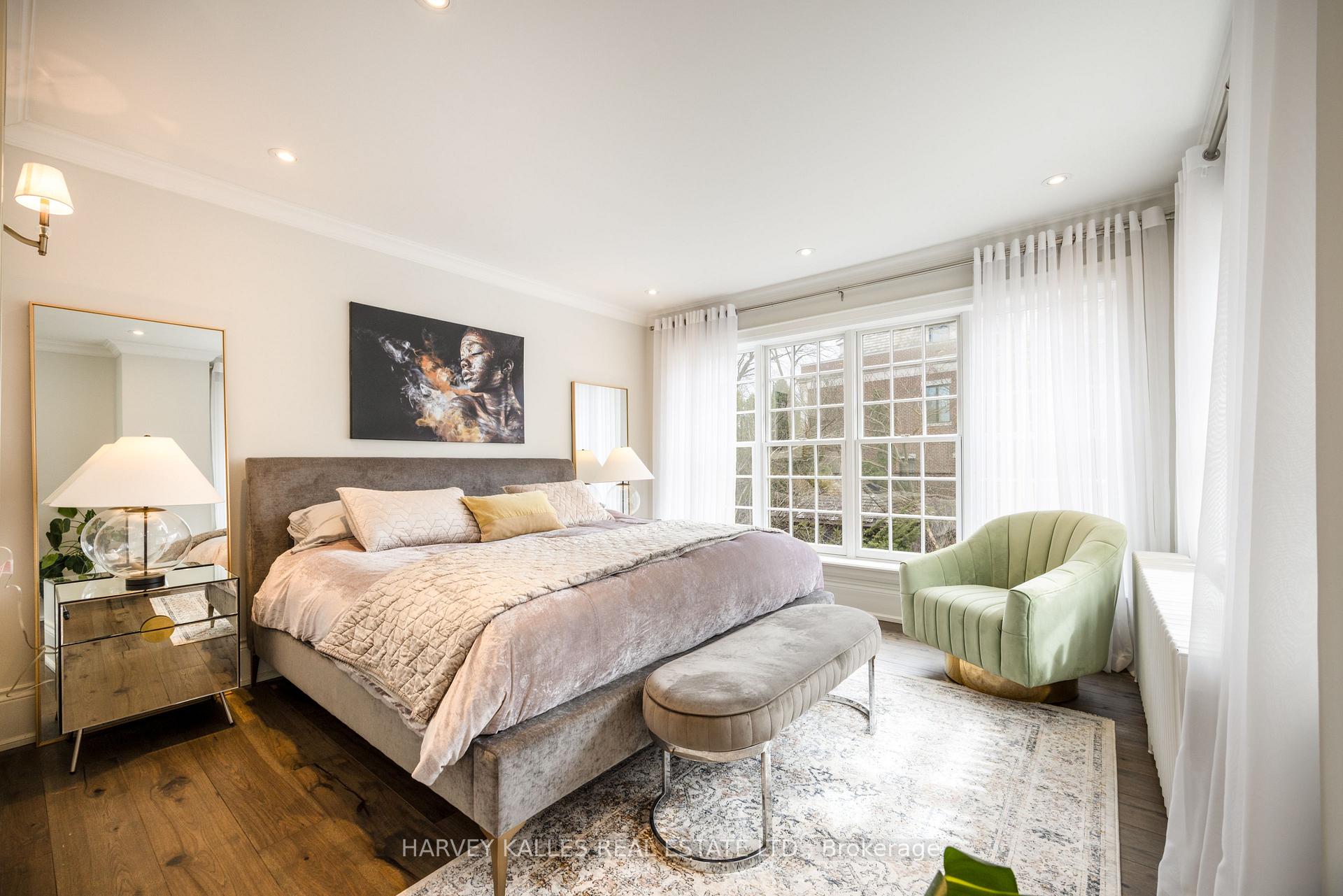 Photo 22 of 199 Alexandra Boulevard, Toronto, Lawrence Park South — HOMEH