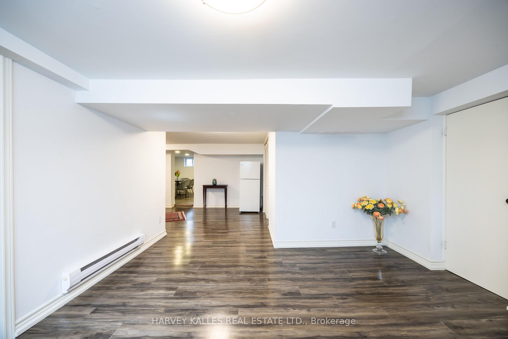 Photo 36 of 199 Alexandra Boulevard, Toronto, Lawrence Park South — HOMEH