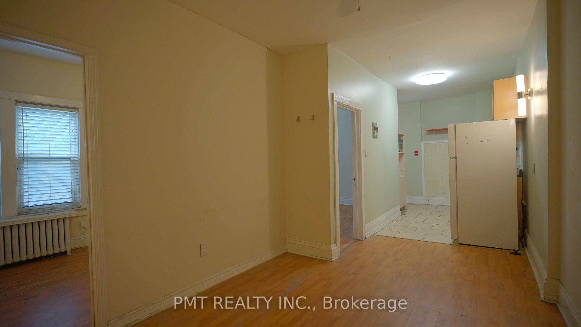 Photo 3 of Unit 4, 2 Linden Street, Toronto, North St. James Town — HOMEH