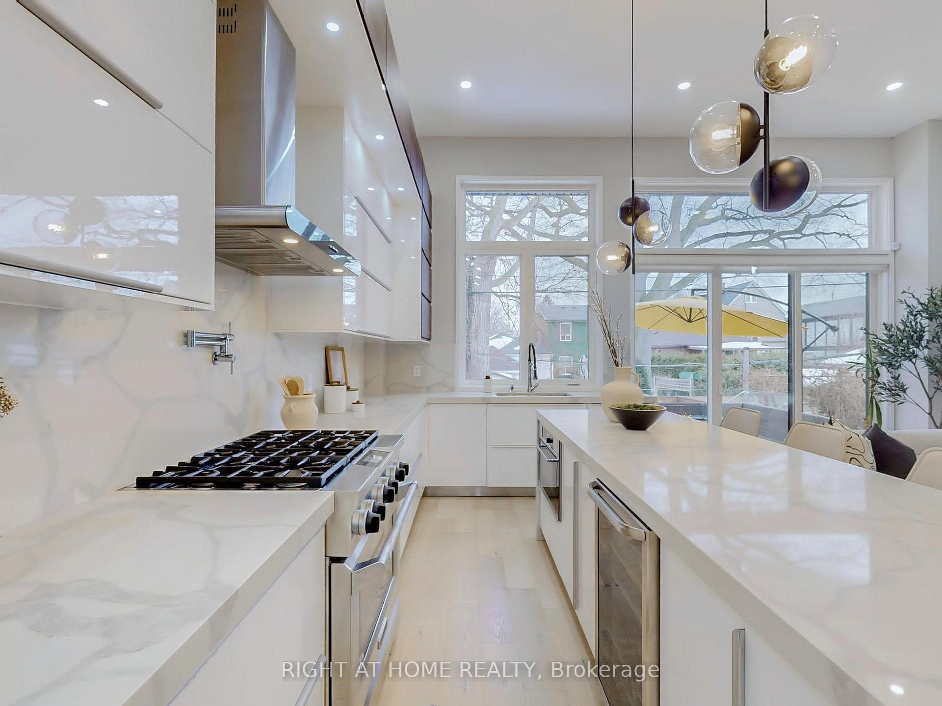 Photo 11 of 75 Holborne Avenue, Toronto, Danforth Village-East York — HOMEH
