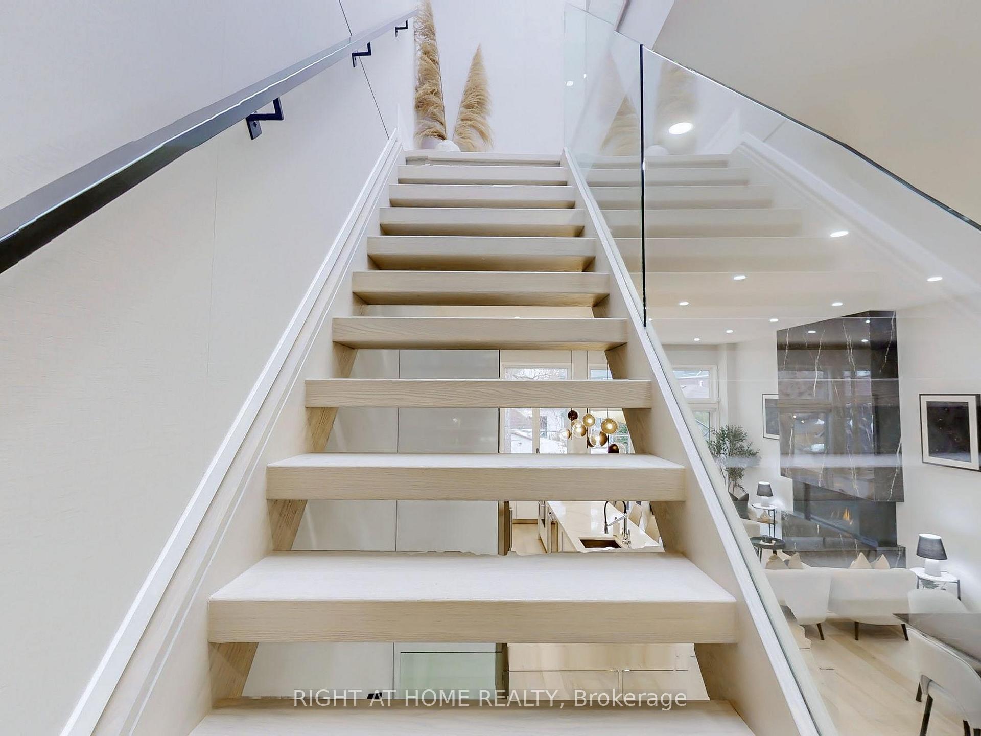 Photo 18 of 75 Holborne Avenue, Toronto, Danforth Village-East York — HOMEH