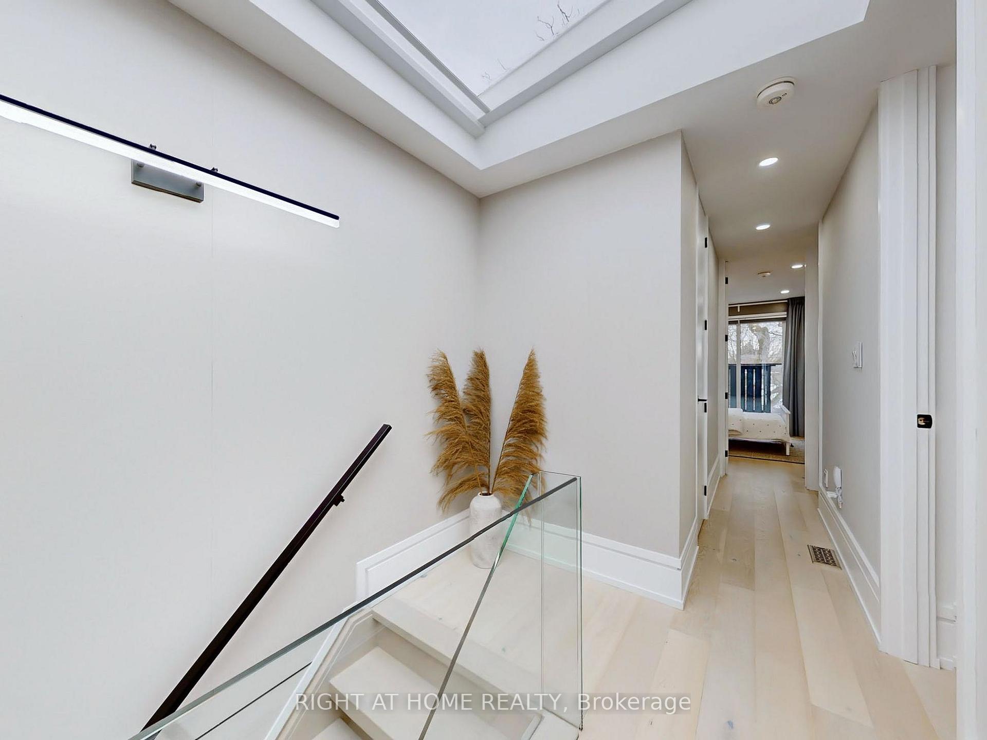 Photo 21 of 75 Holborne Avenue, Toronto, Danforth Village-East York — HOMEH