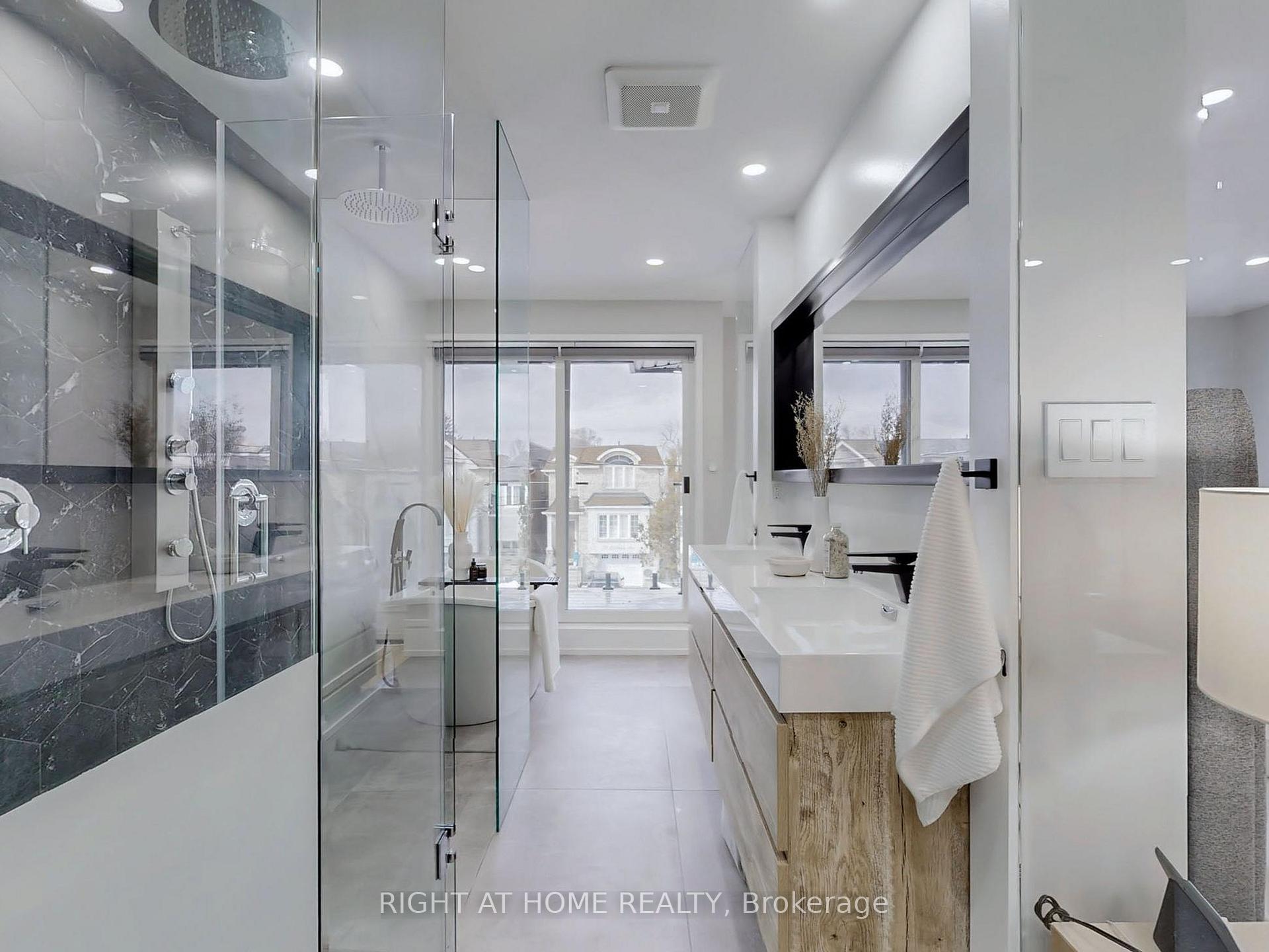 Photo 25 of 75 Holborne Avenue, Toronto, Danforth Village-East York — HOMEH