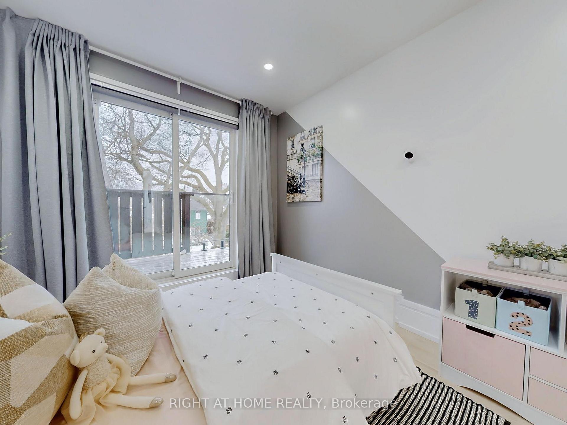 Photo 31 of 75 Holborne Avenue, Toronto, Danforth Village-East York — HOMEH