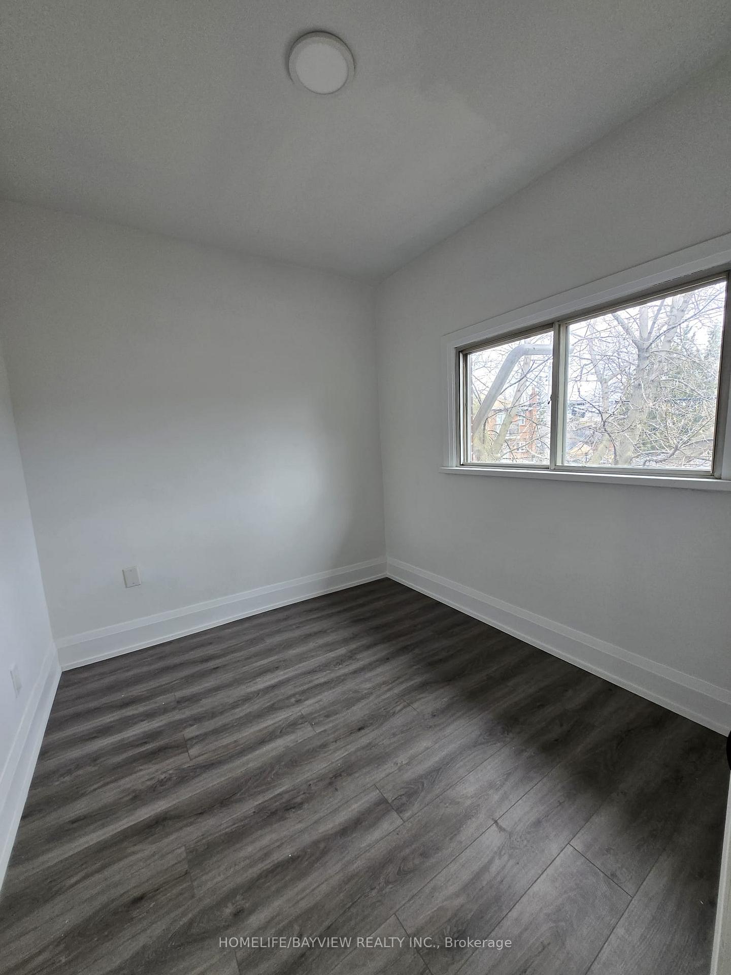 Photo 13 of Unit 1 - Upper, 146 O'Connor Drive, Toronto, East York — HOMEH