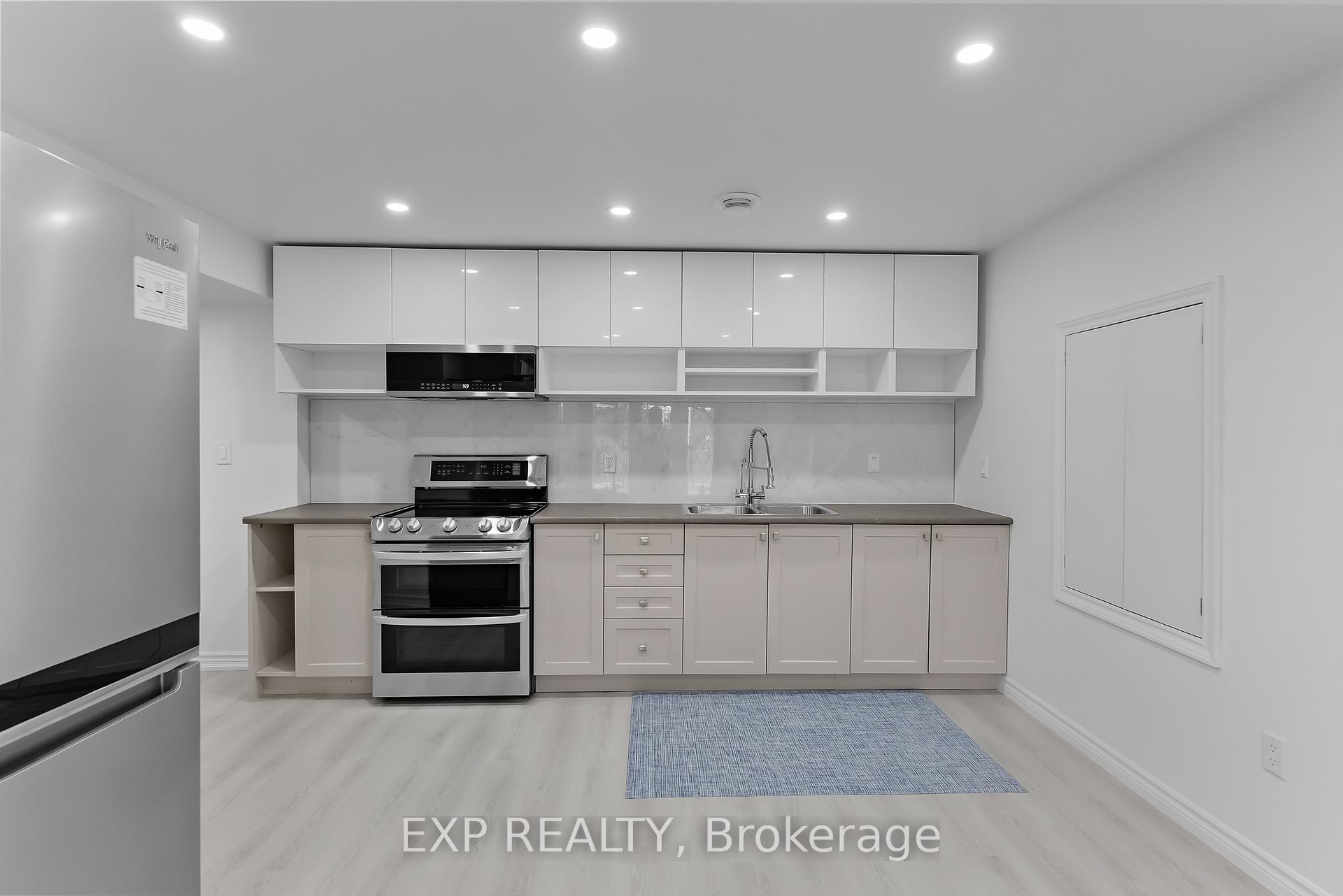Photo 9 of 32 Explorer Way, Thorold, Rolling Meadows — HOMEH
