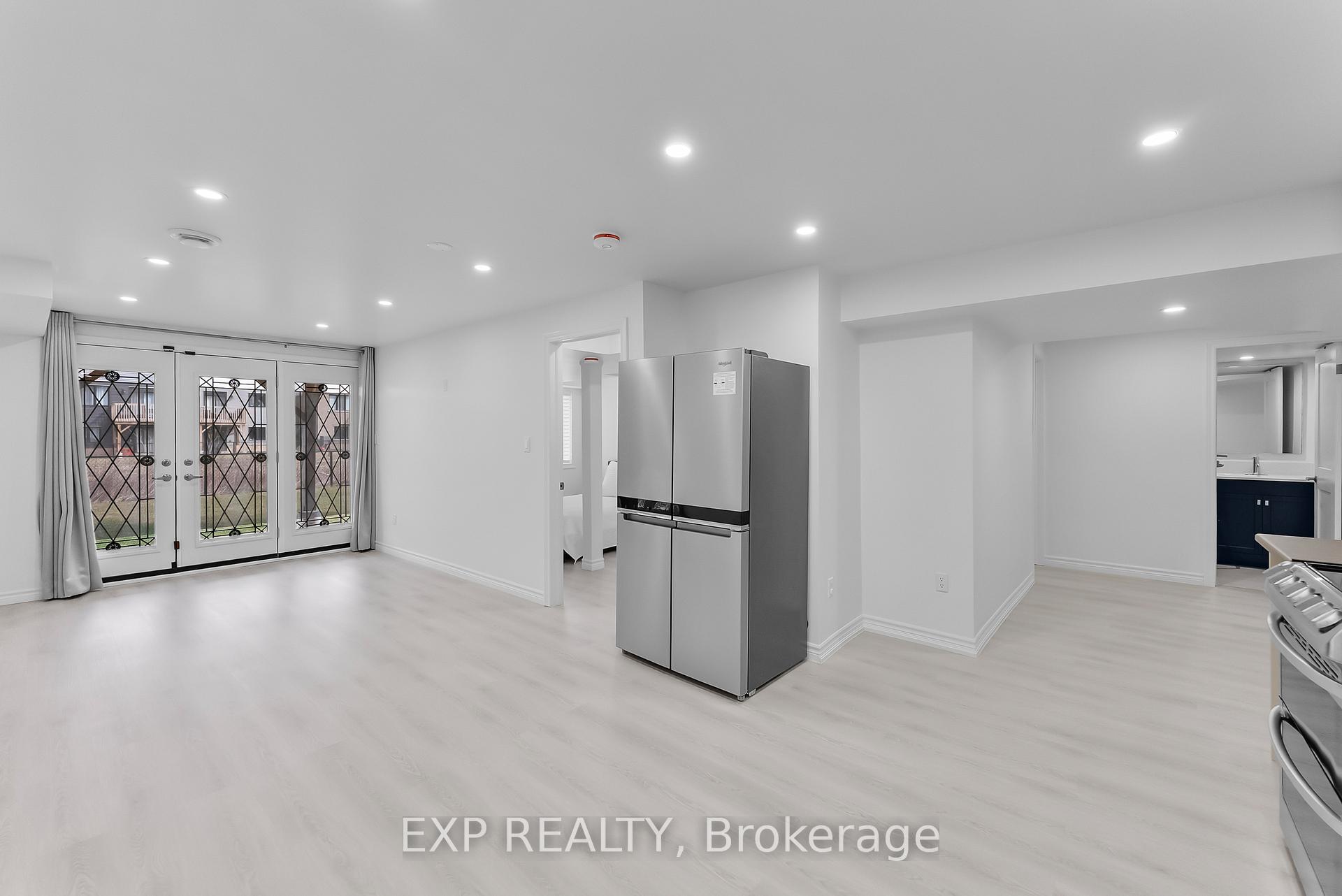 Photo 10 of 32 Explorer Way, Thorold, Rolling Meadows — HOMEH