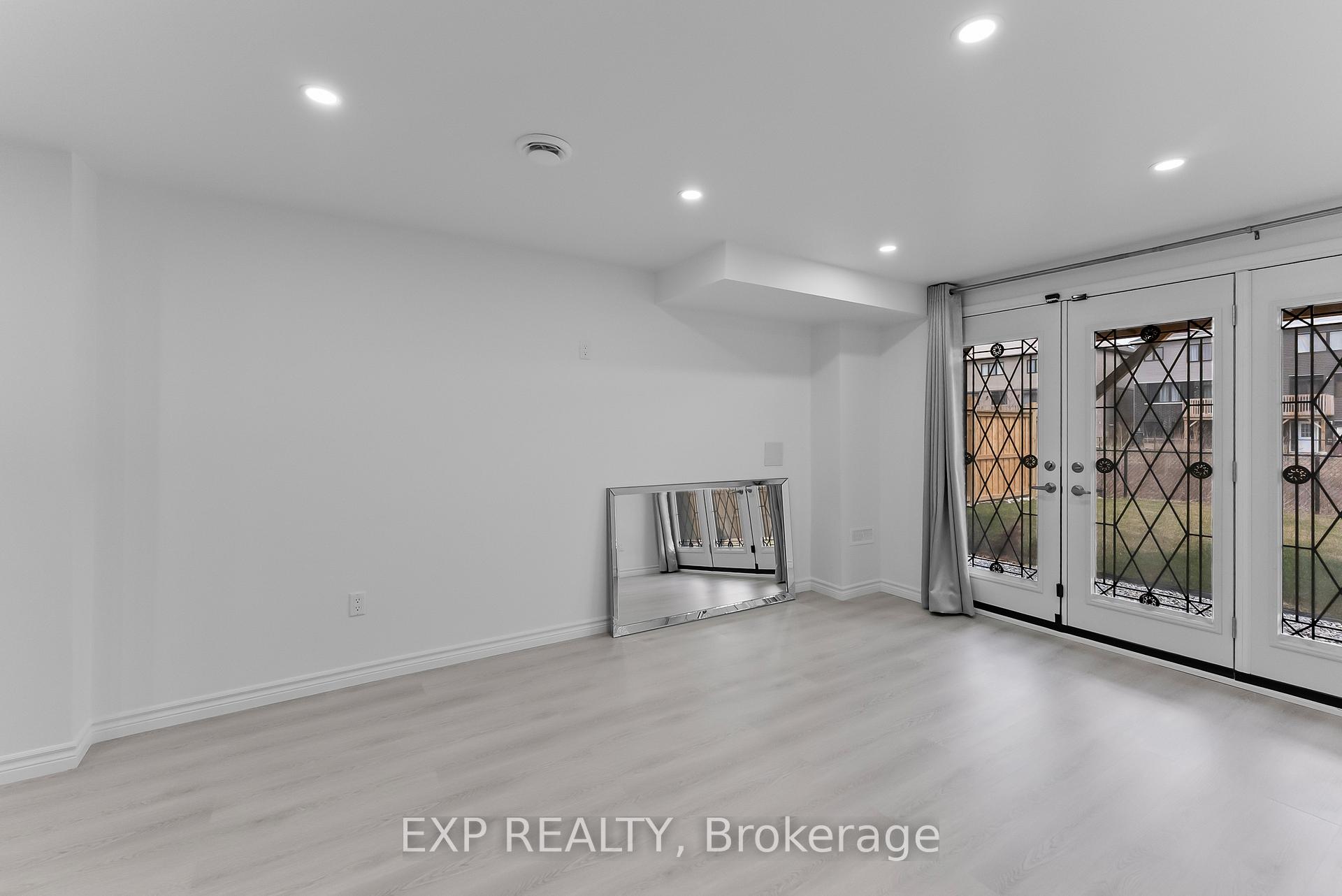 Photo 11 of 32 Explorer Way, Thorold, Rolling Meadows — HOMEH